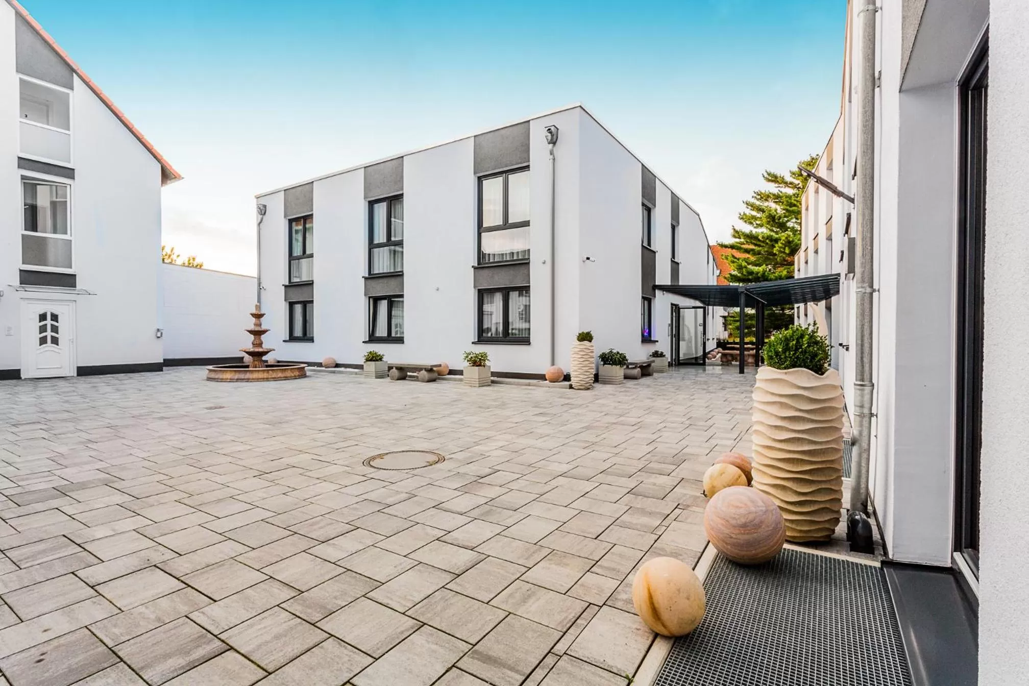 Property building in Naam Hotel & Apartments Frankfurt City-Messe Airport