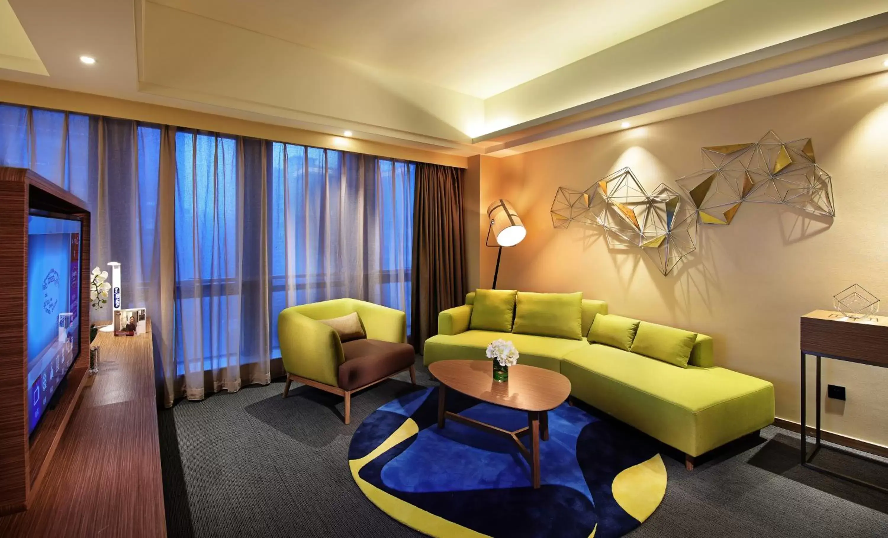 Living room, Seating Area in Hampton by Hilton Guangzhou Zhujiang New Town