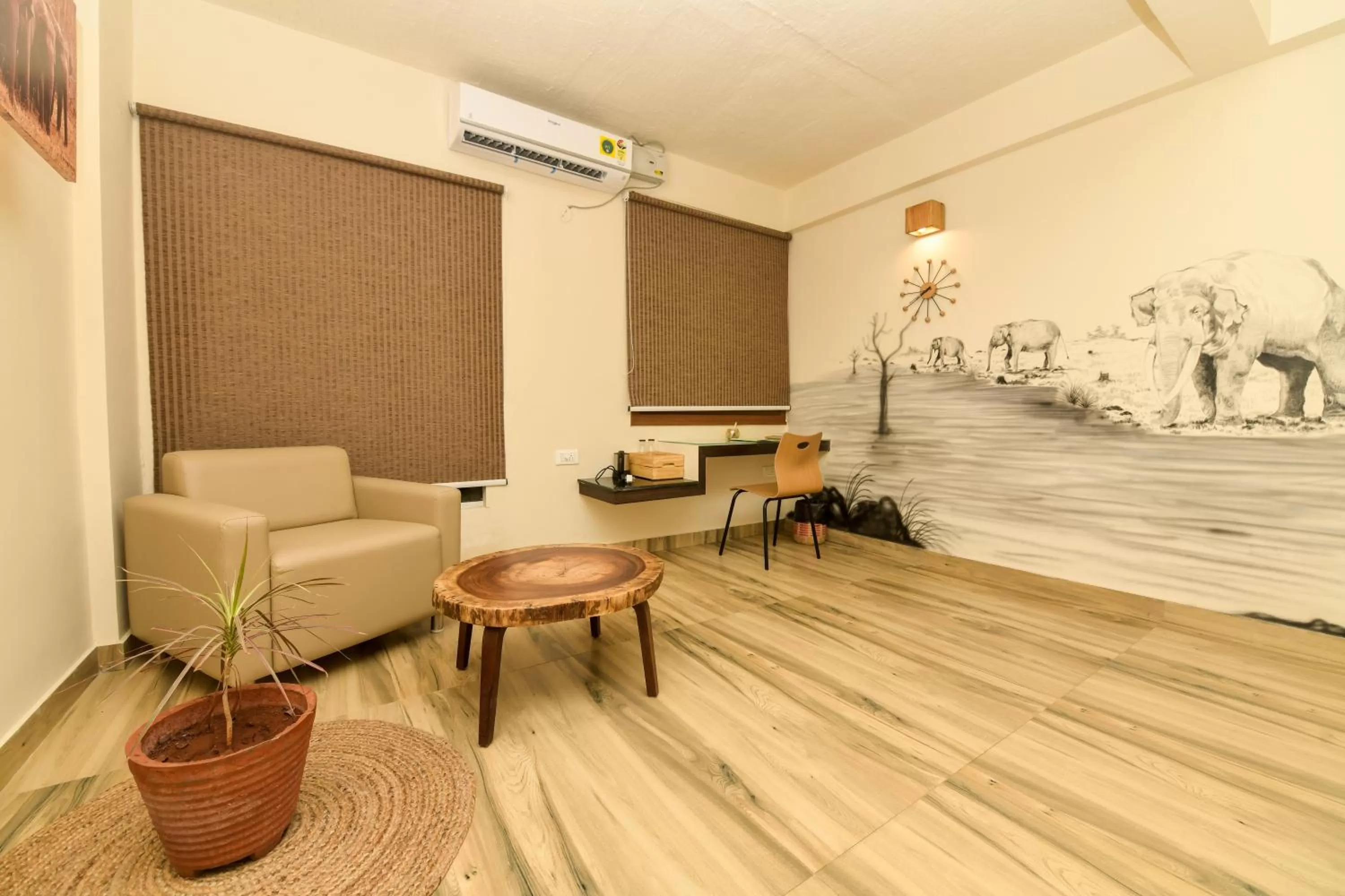 Living room in SAFARI QUEST