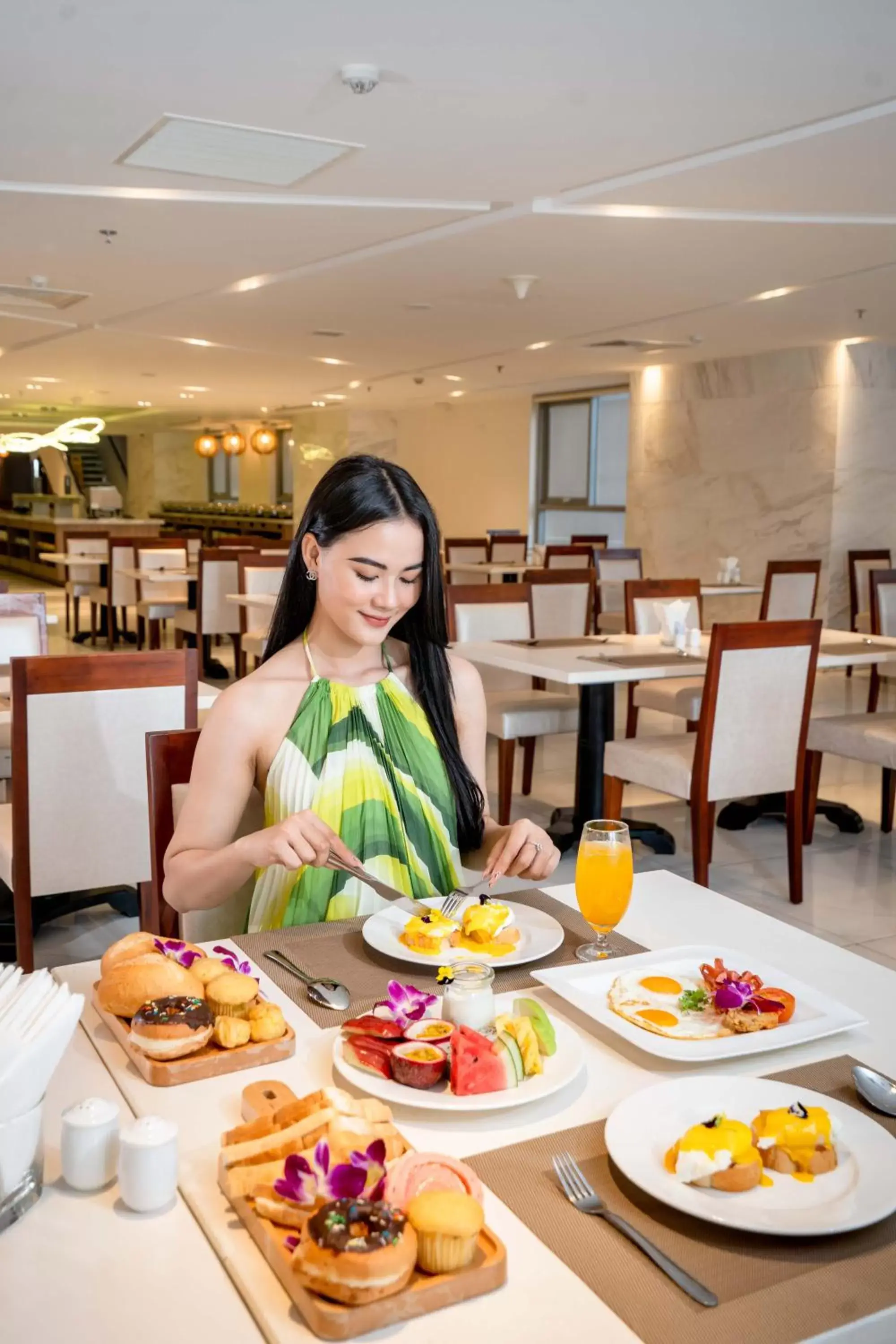 Breakfast, Restaurant/Places to Eat in Libra Nha Trang