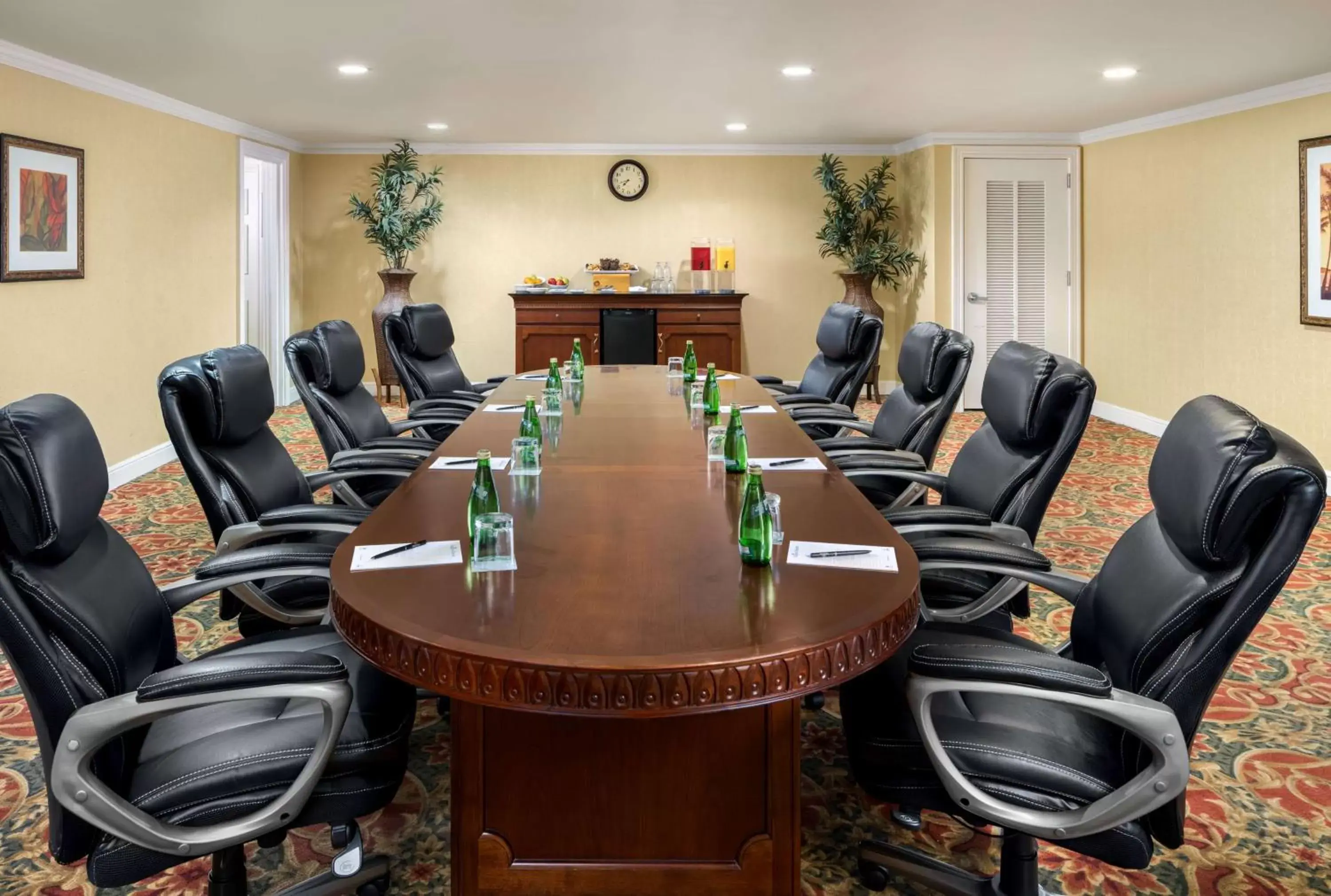 Meeting/conference room in Royale Palms Condominiums