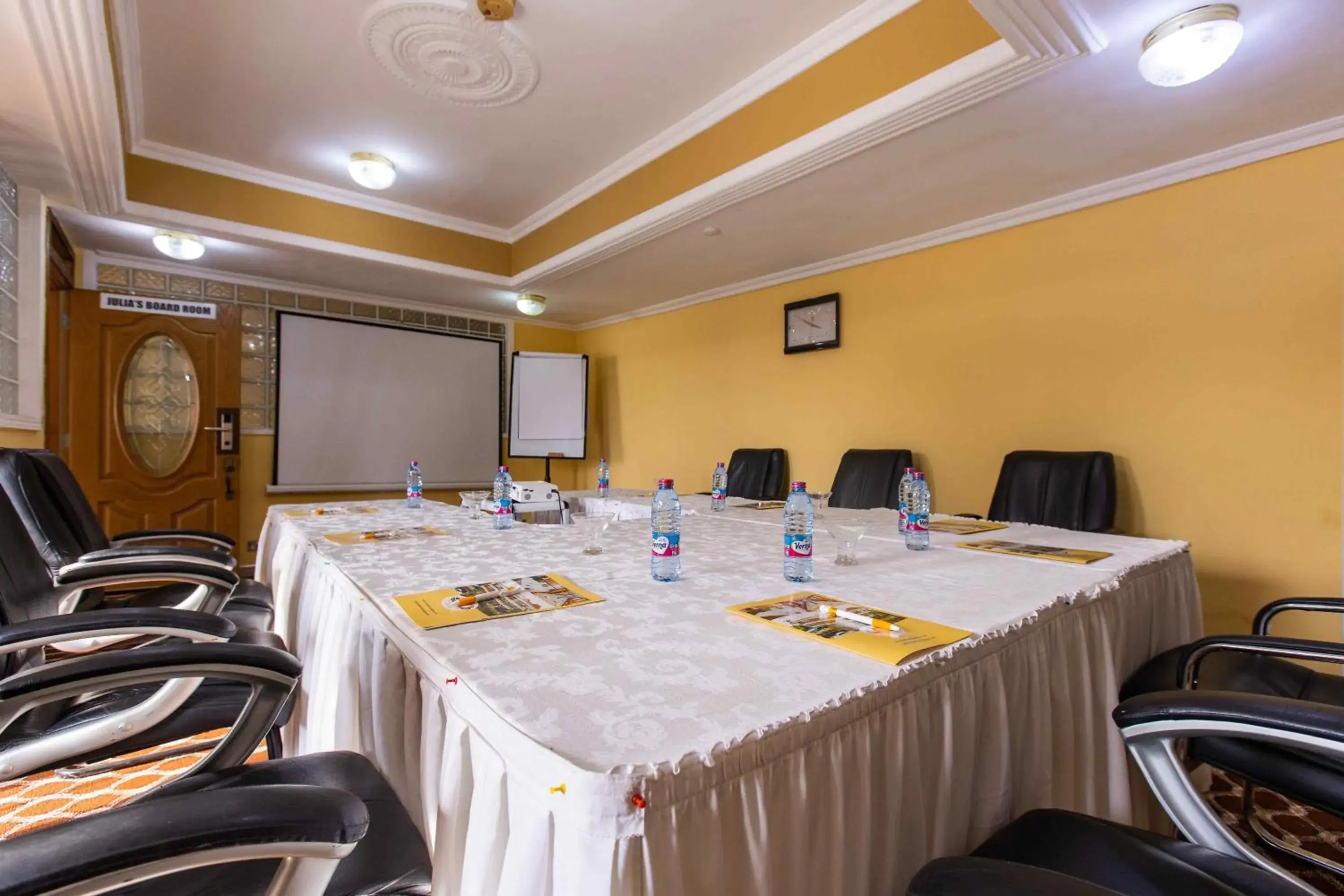 Meeting/conference room in Charleston Hotel