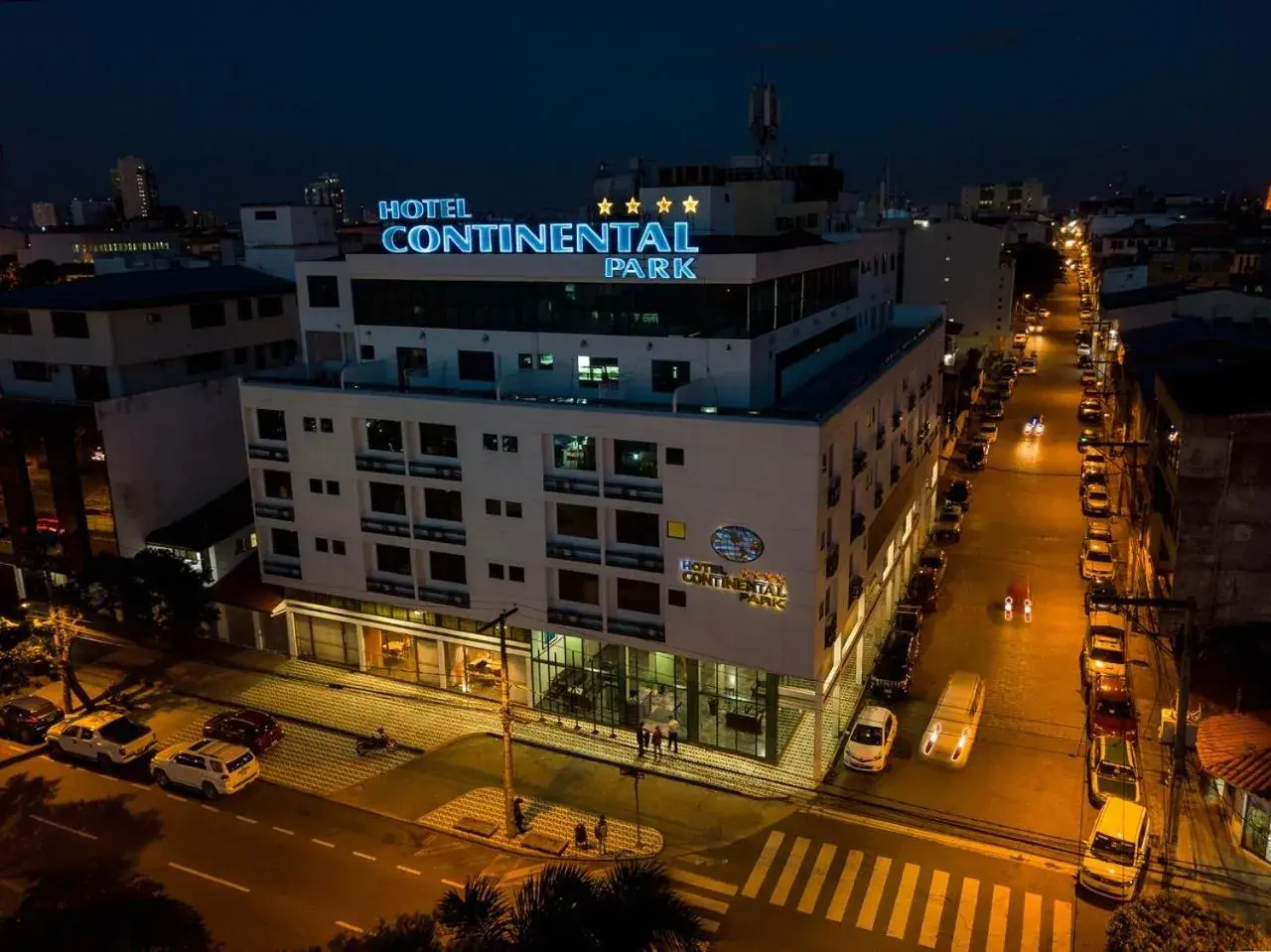 Night, Bird's-eye View in Hotel Continental Park