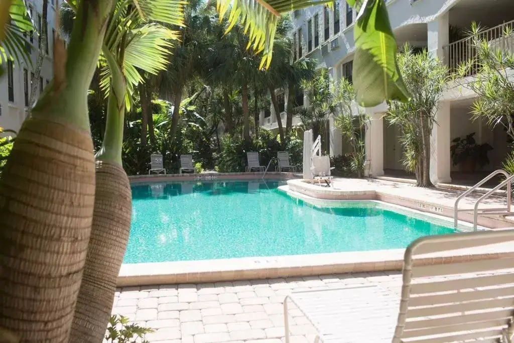 Swimming Pool in Hemingway Suites at Palm Beach Hotel Island