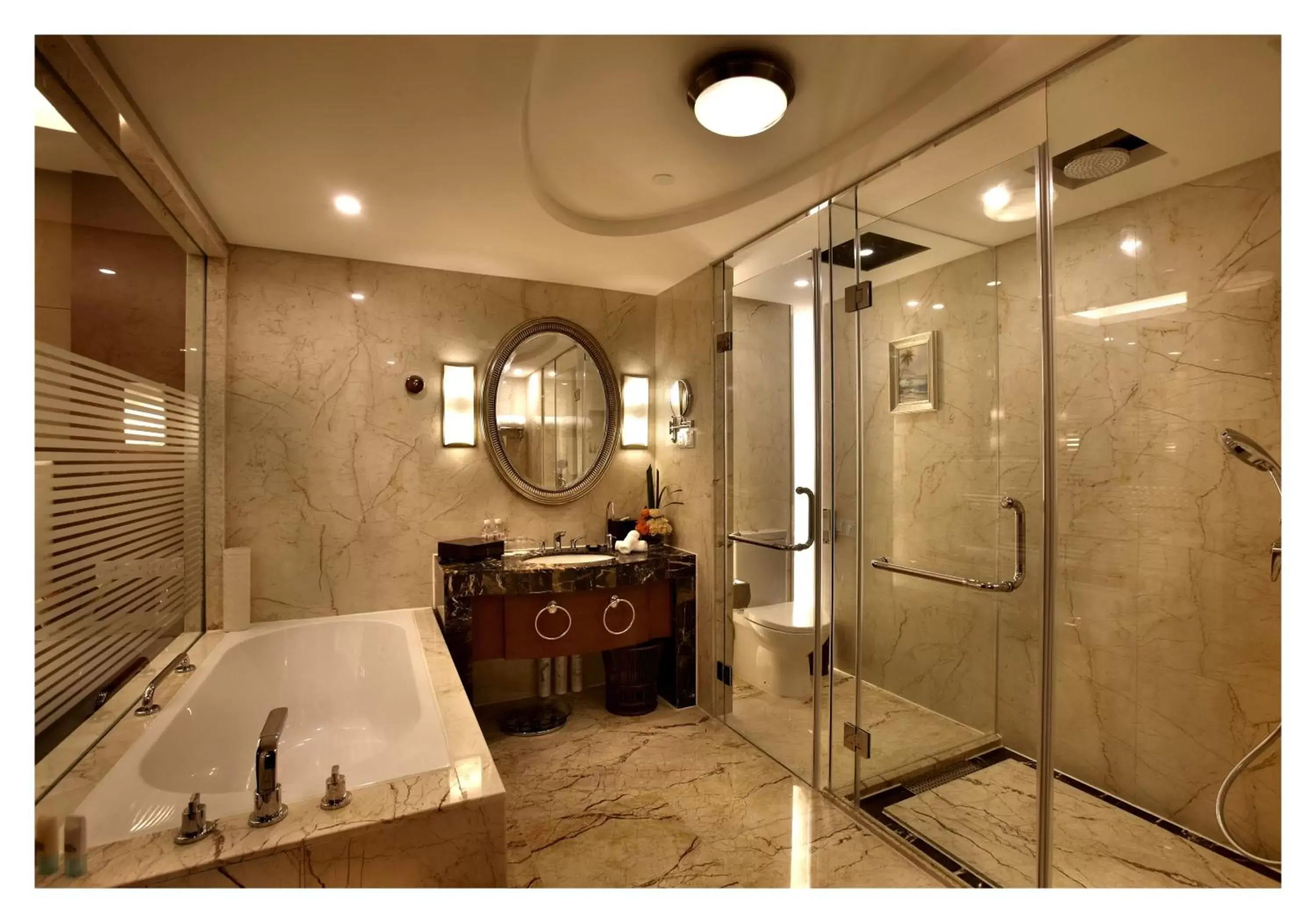 Bathroom in Citic Ningbo International Hotel