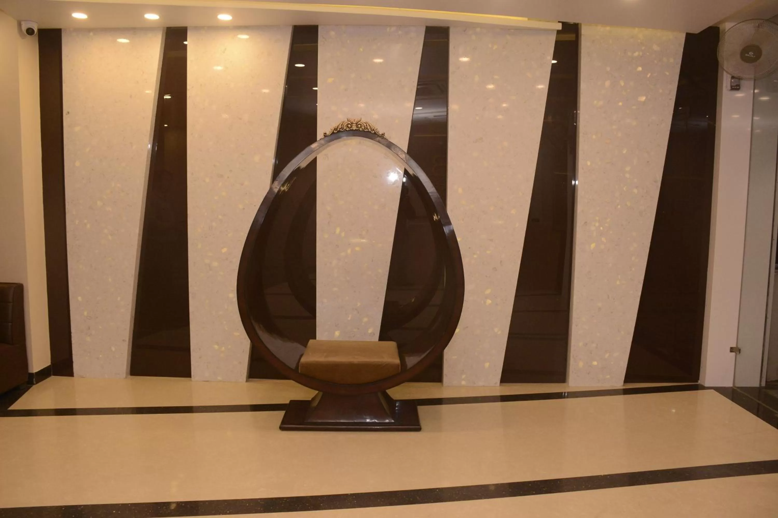 Lobby or reception in Hotel Bharat