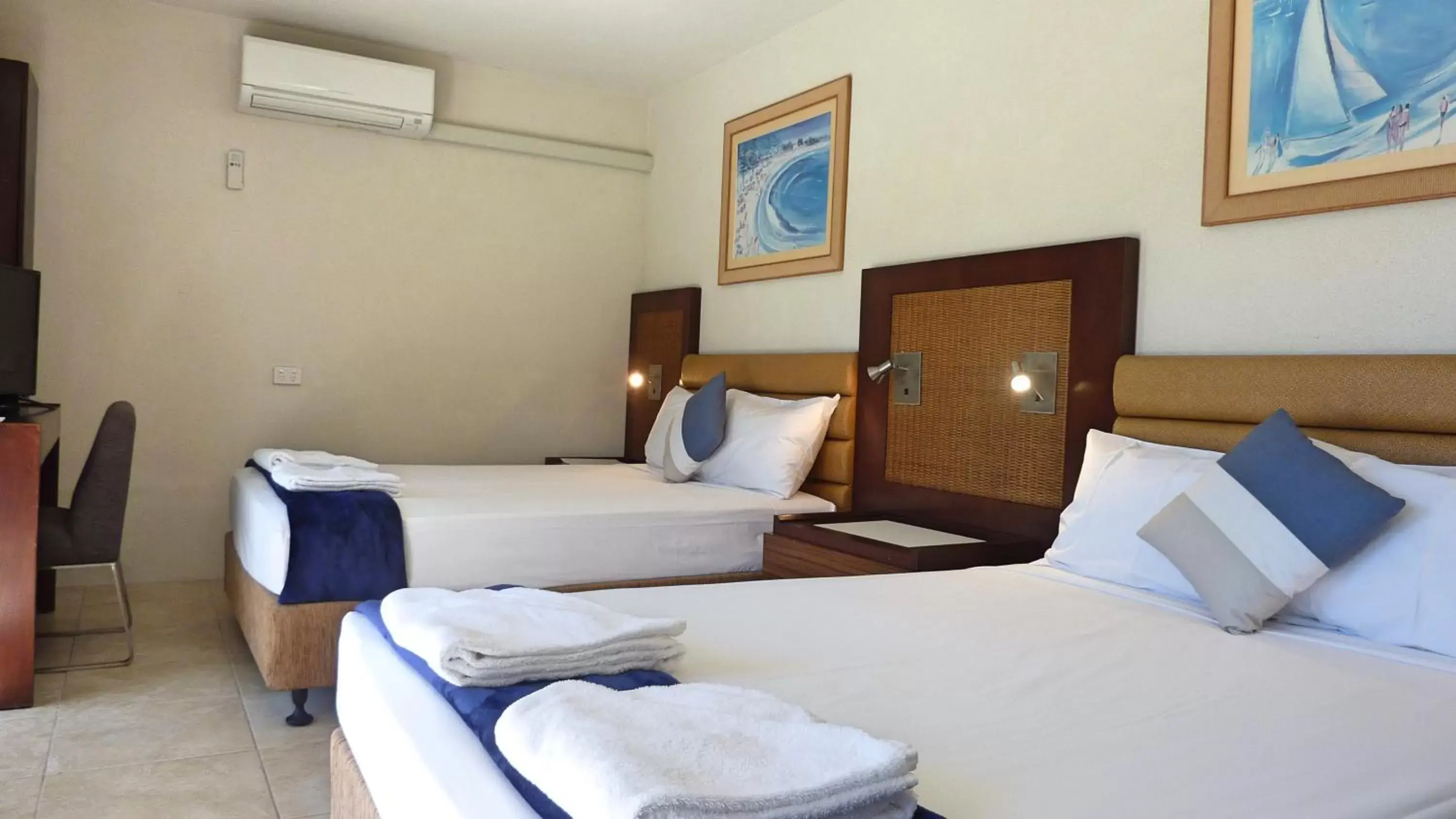 Bedroom, Bed in Jadran Motel & El Jays Holiday Lodge