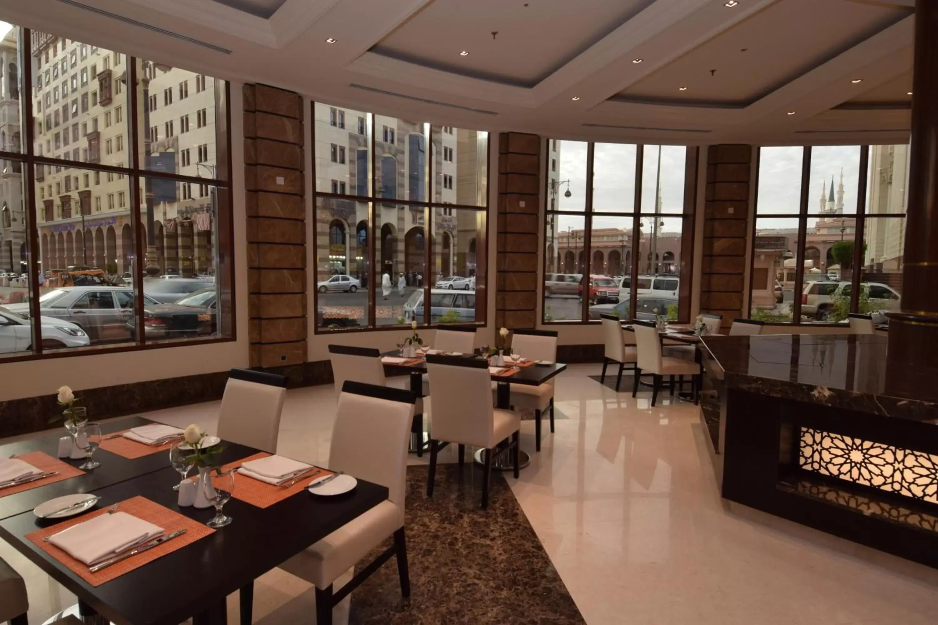 Restaurant/Places to Eat in Pullman Zamzam Madina