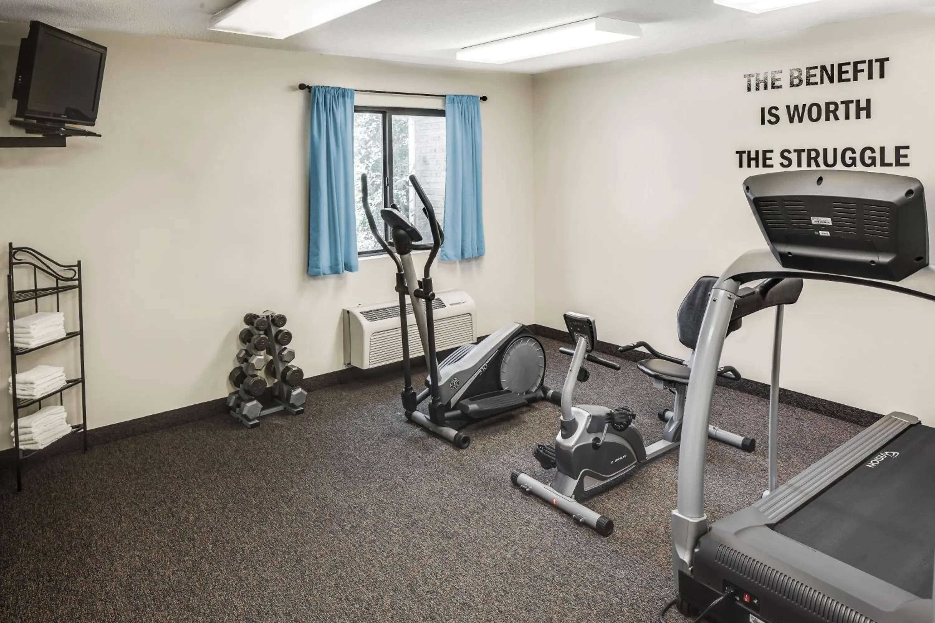 Fitness centre/facilities, Fitness Center/Facilities in Super 8 by Wyndham Manhattan KS