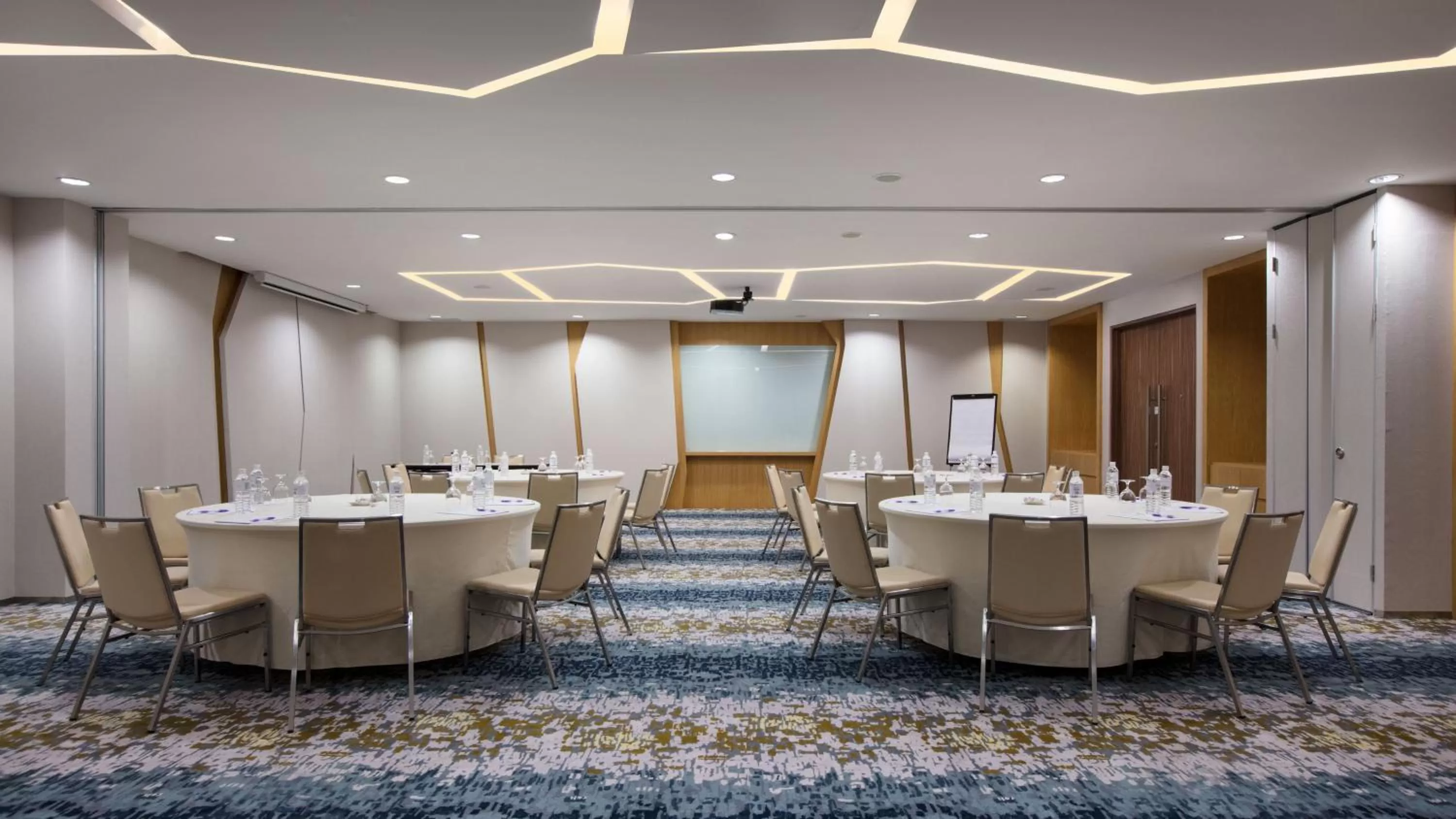 Meeting/conference room in Holiday Inn Resort Baruna Bali by IHG