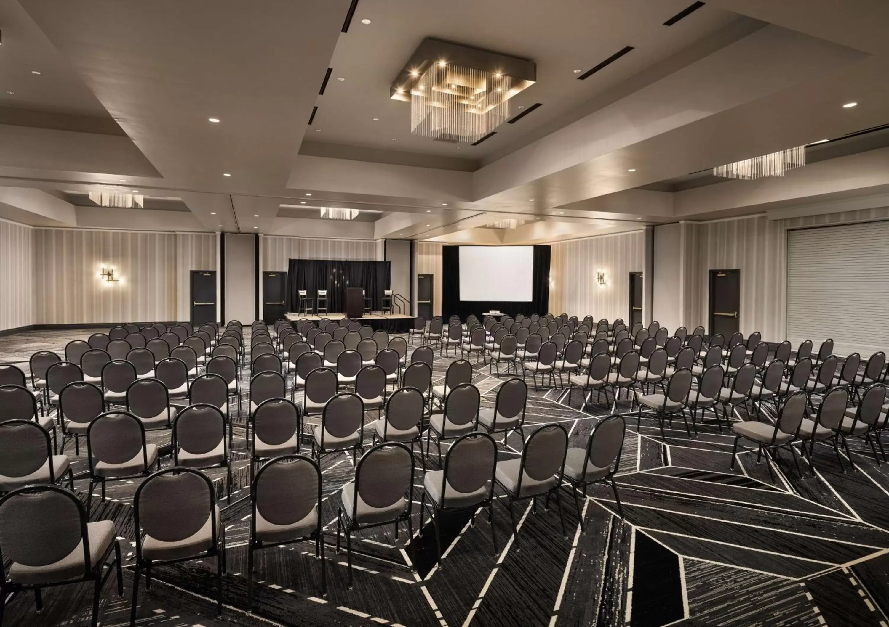 Meeting/conference room in Hilton Charlotte Airport Hotel