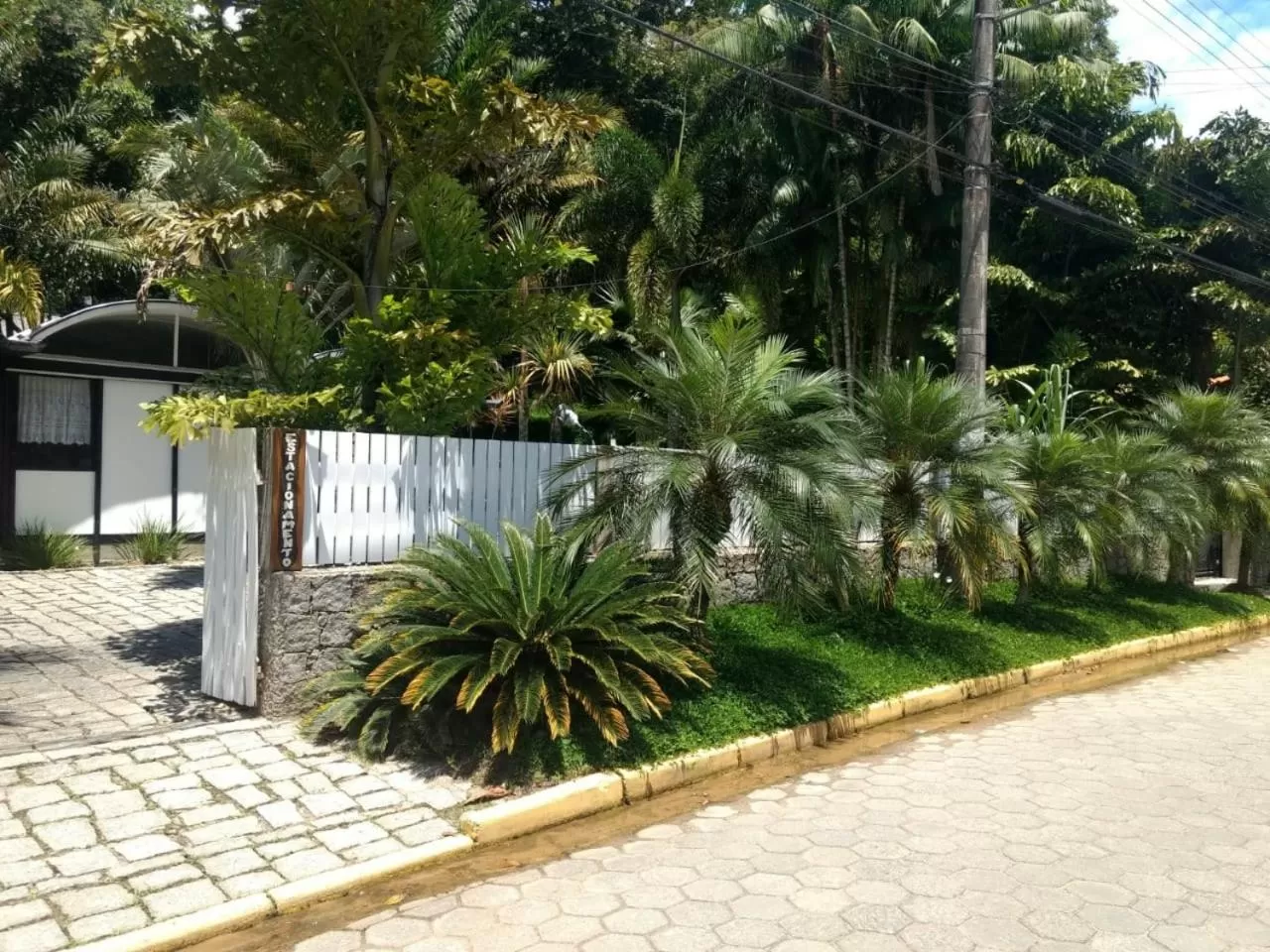 Property building in Pousada Morada Das Toninhas