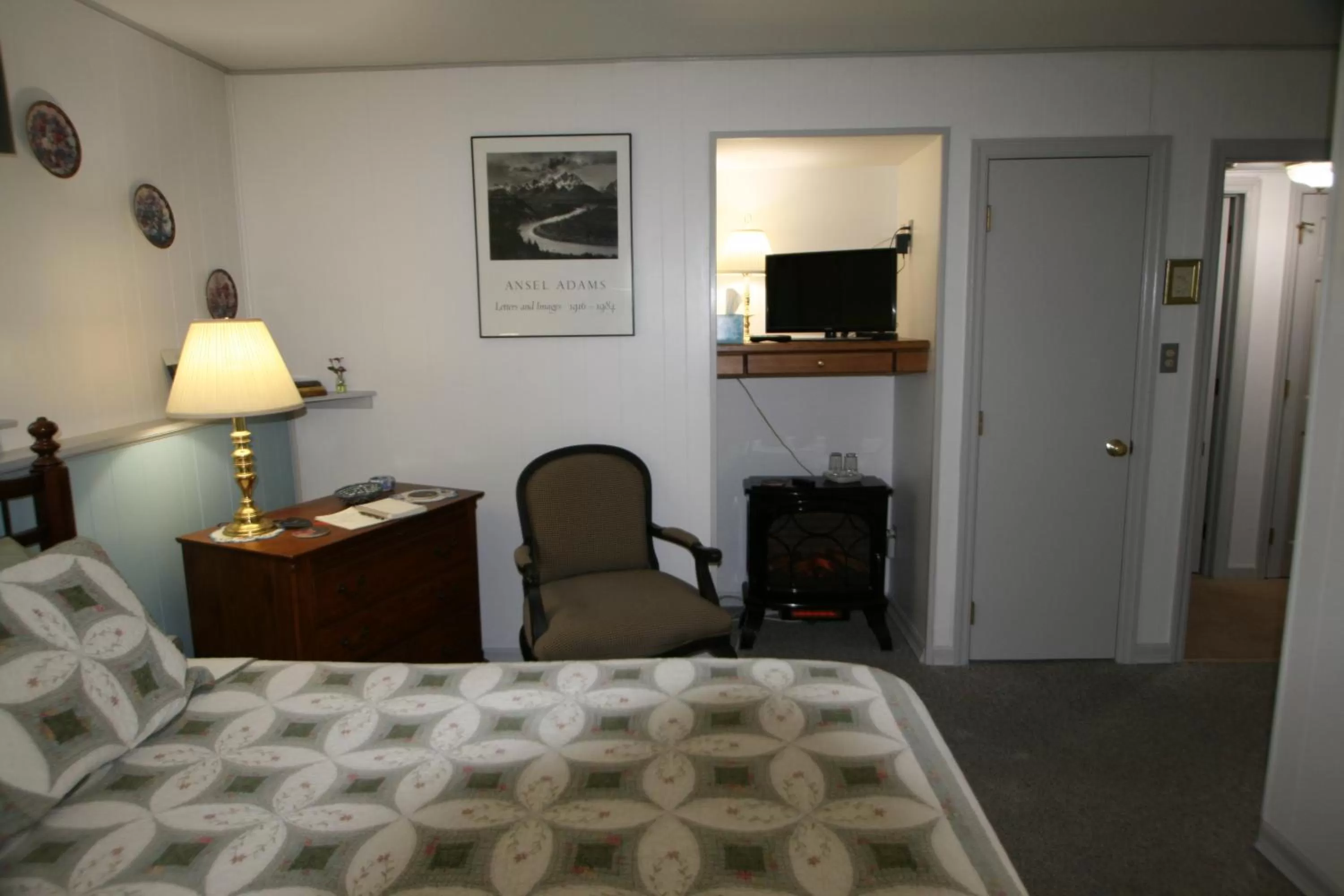 Bedroom, Seating Area in Carriage Corner Bed & Breakfast