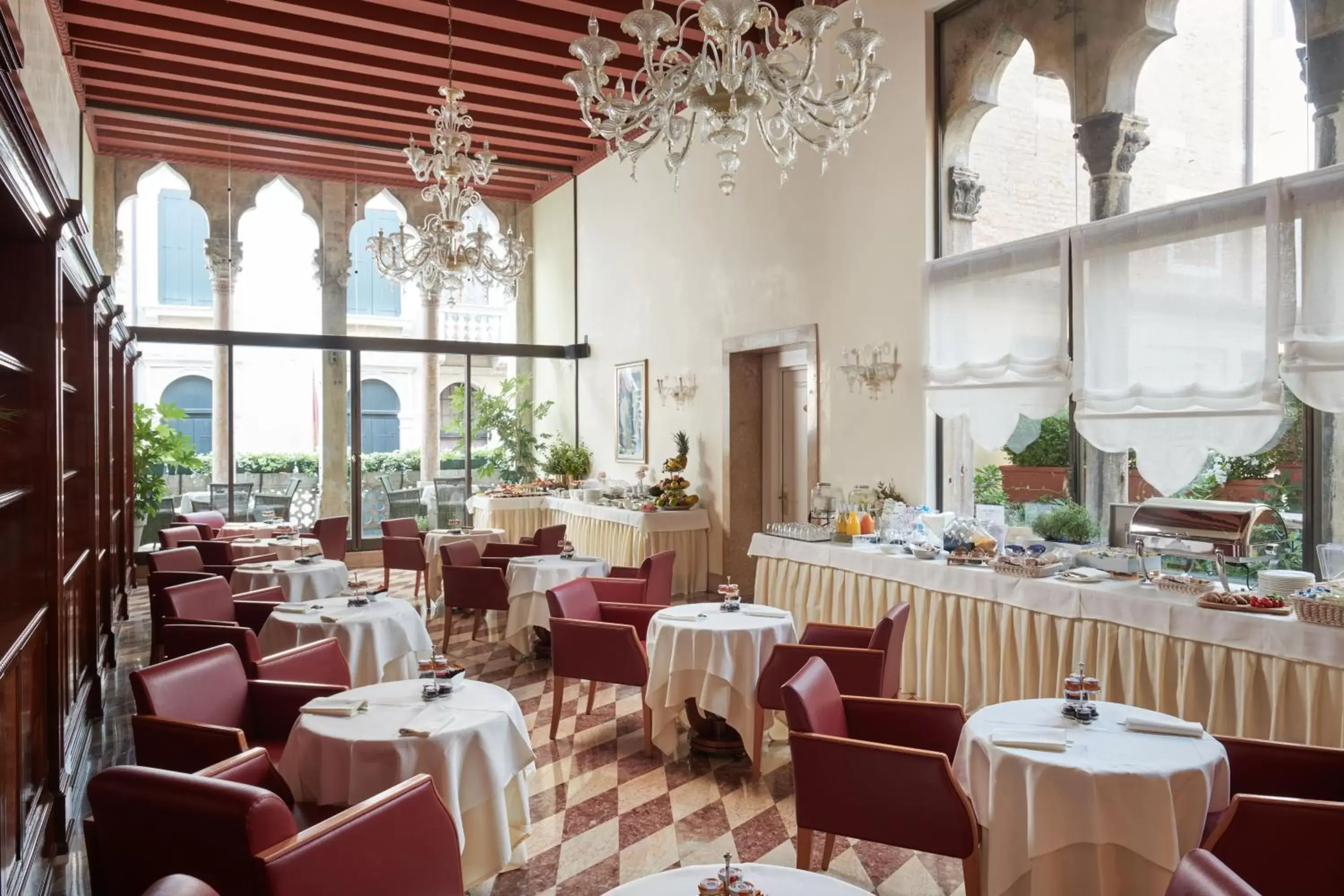Breakfast, Restaurant/Places to Eat in Hotel Donà Palace