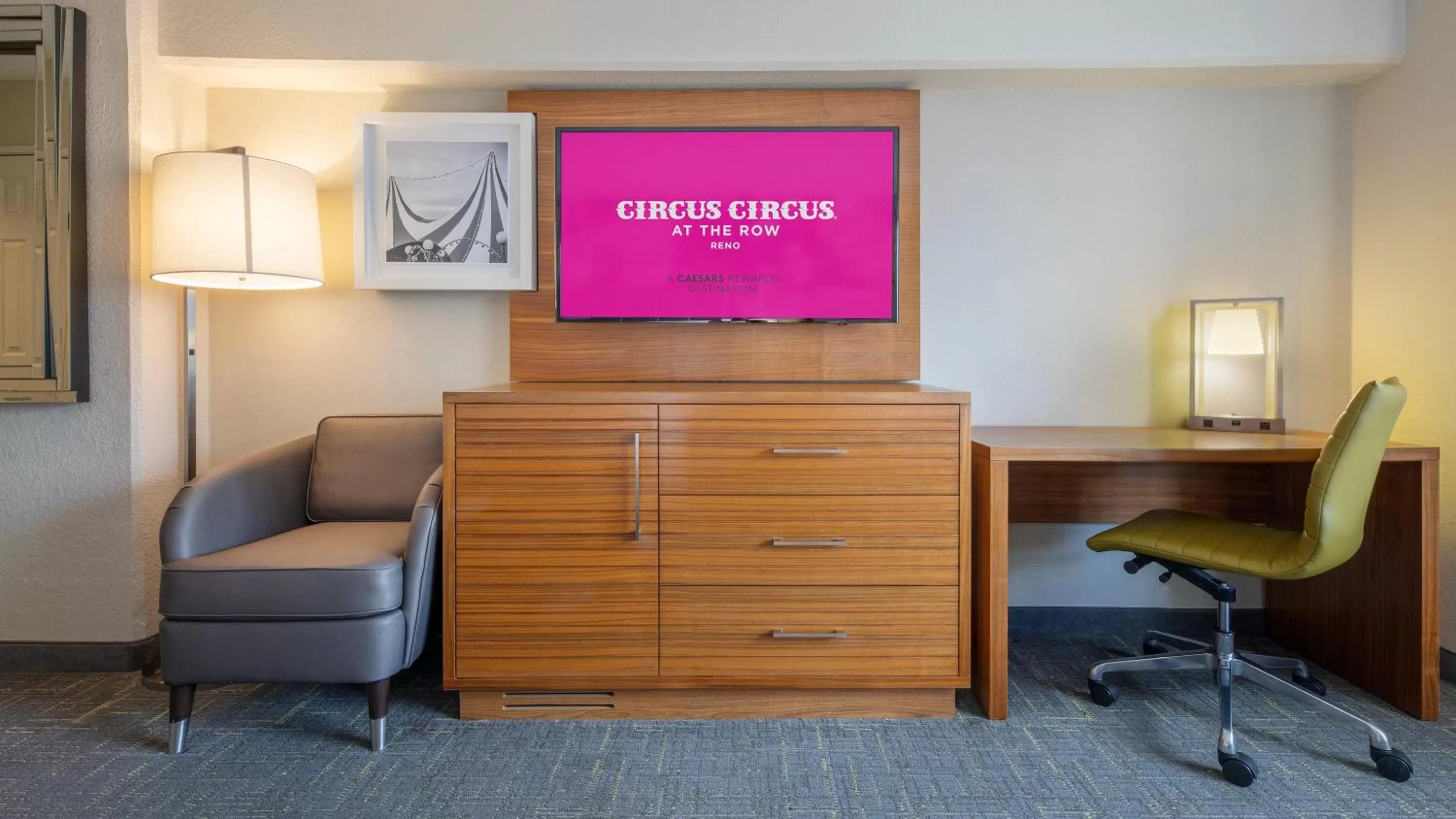 TV and multimedia in Circus Circus Reno Hotel Casino at THE ROW