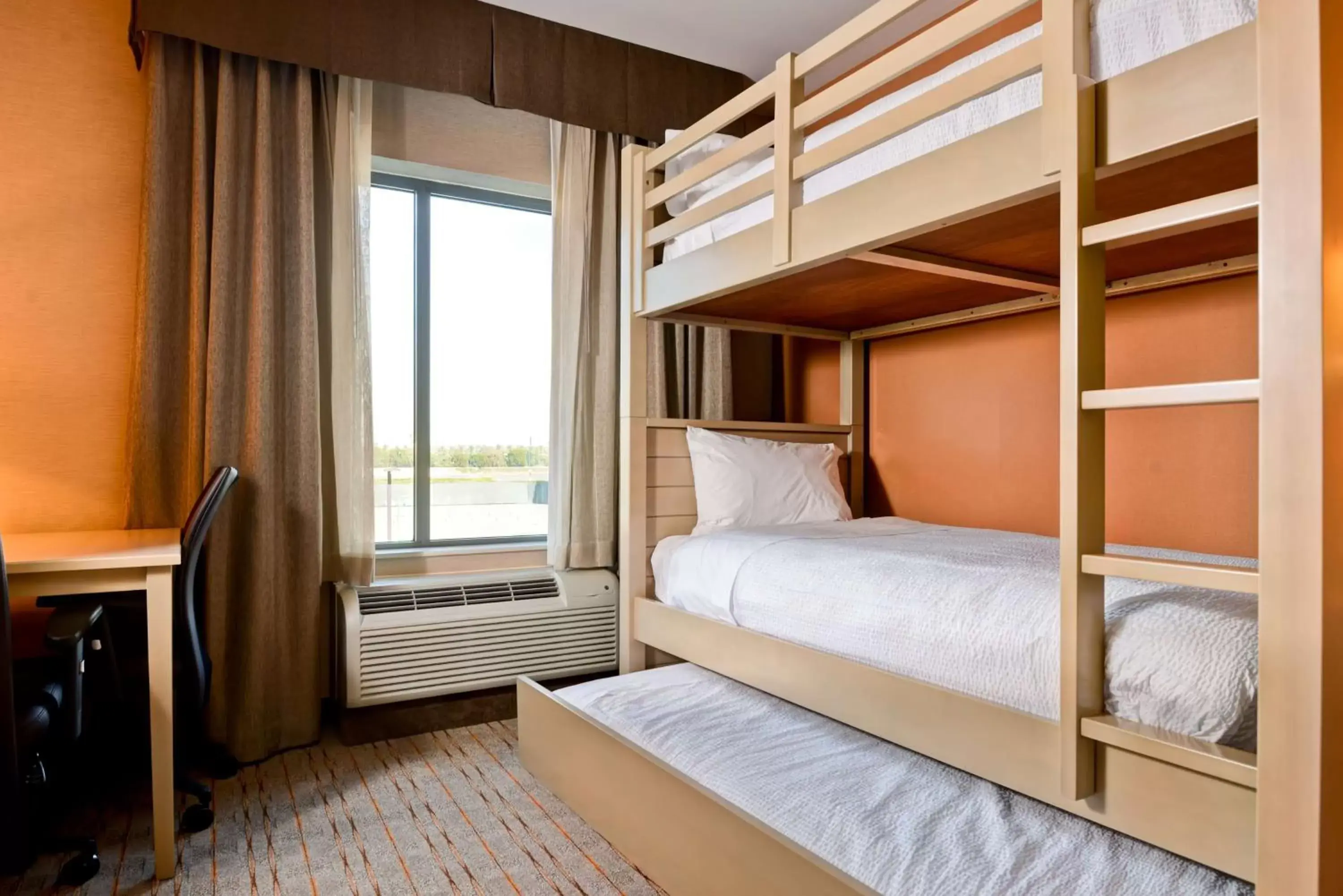 Bed in Homewood Suites by Hilton Anaheim Conv Ctr/Disneyland Main