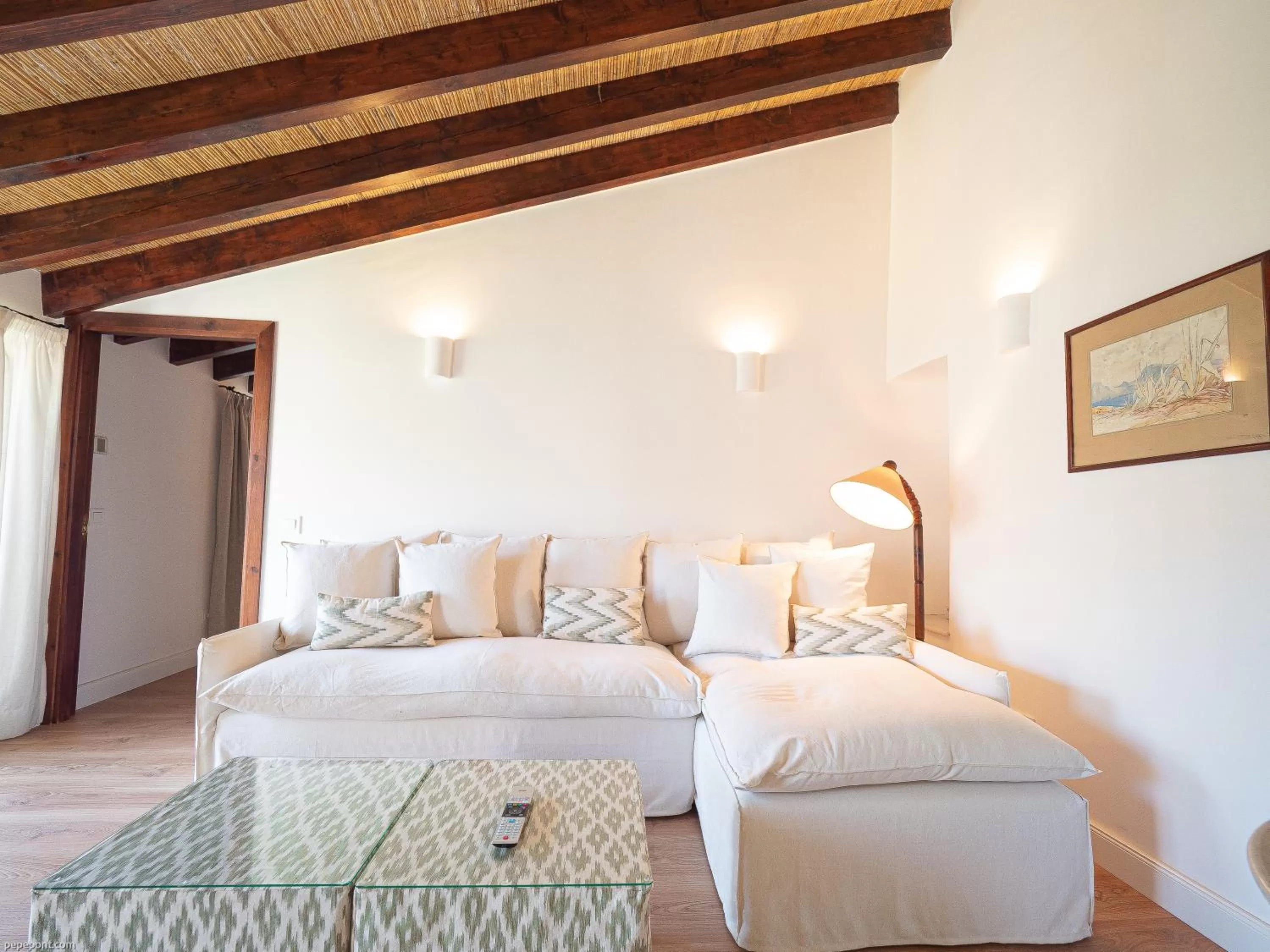 Living room, Bed in Ca'n Puig de Sòller