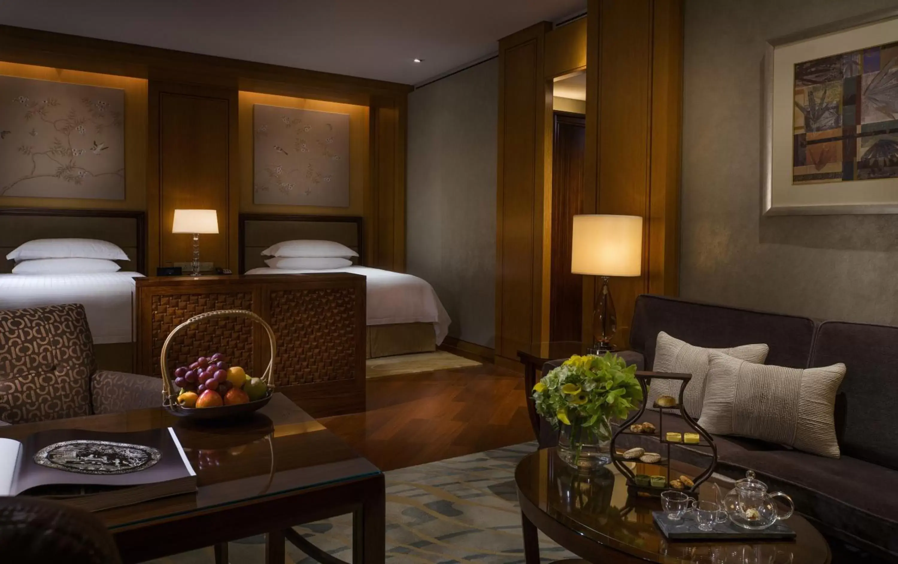 Bedroom in Four Seasons Hotel Hangzhou at West Lake
