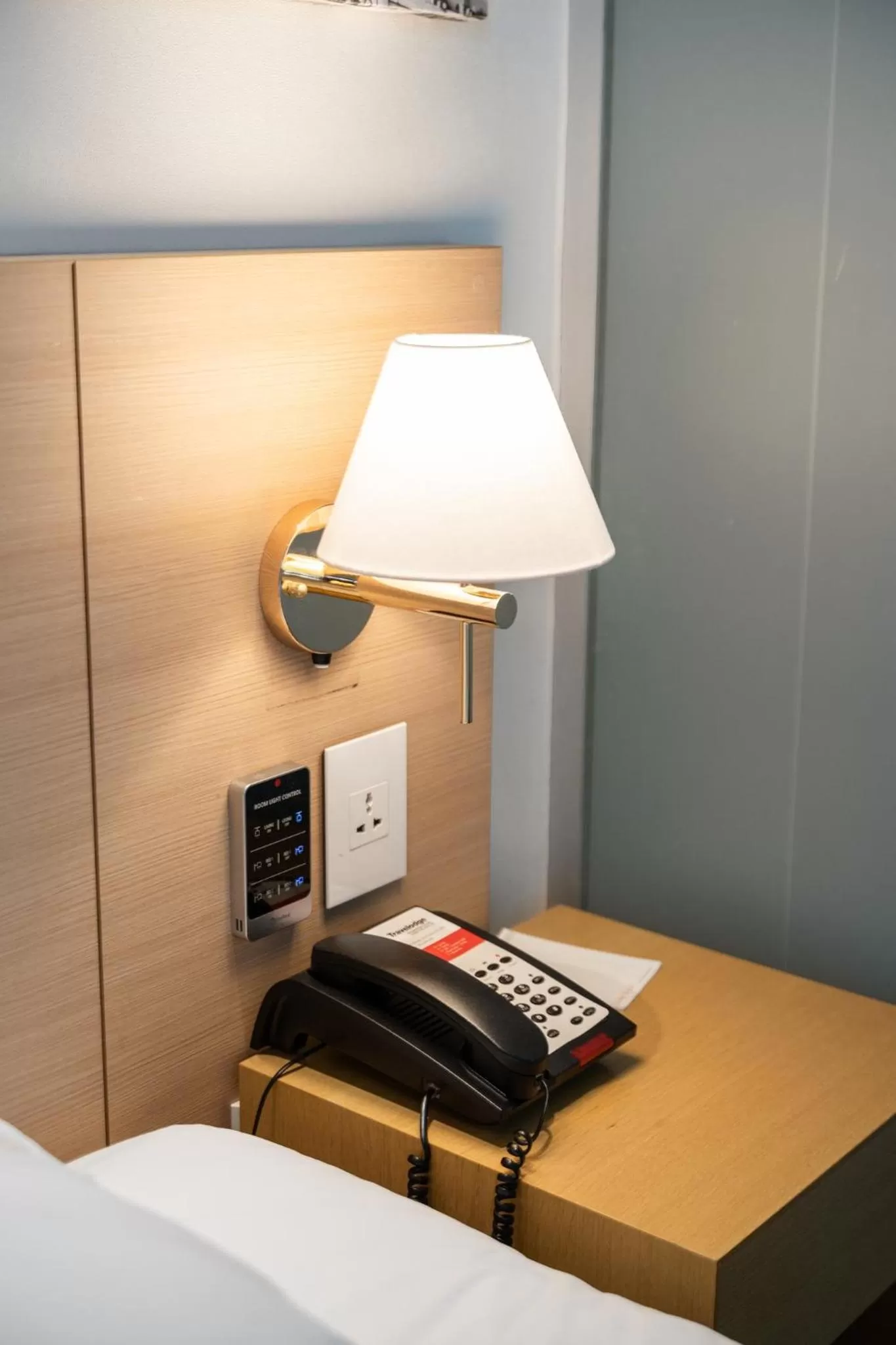 View (from property/room), Bed in Travelodge Myeongdong Euljiro