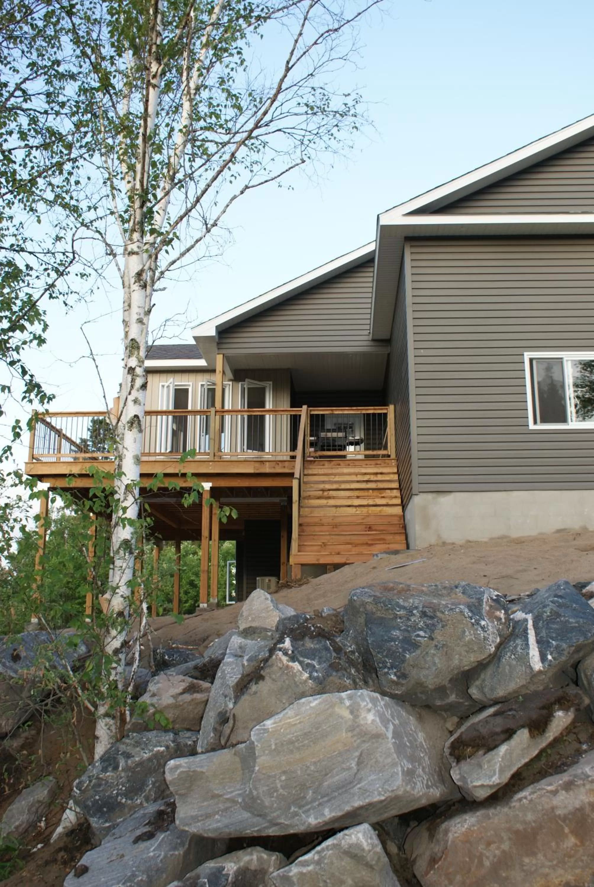 Property Building in Top of Algonquin Bed and Breakfast