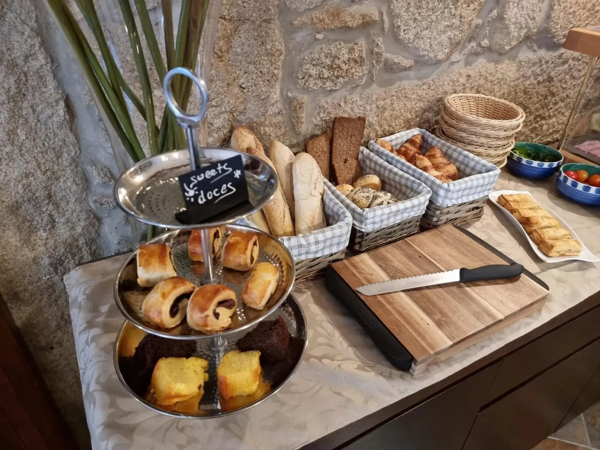 Breakfast in Casa Dos Ruis - Turismo Rural