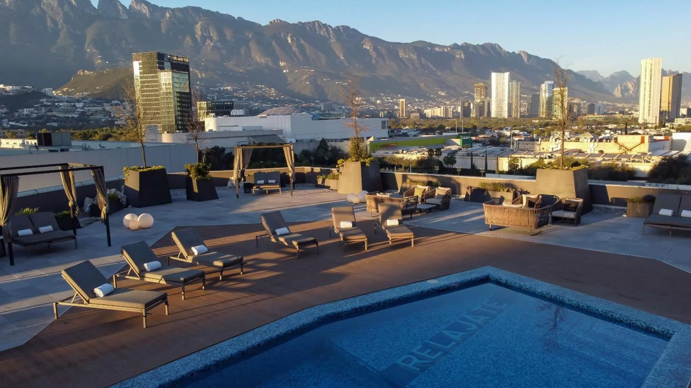 Swimming pool in Camino Real Fashion Drive Monterrey