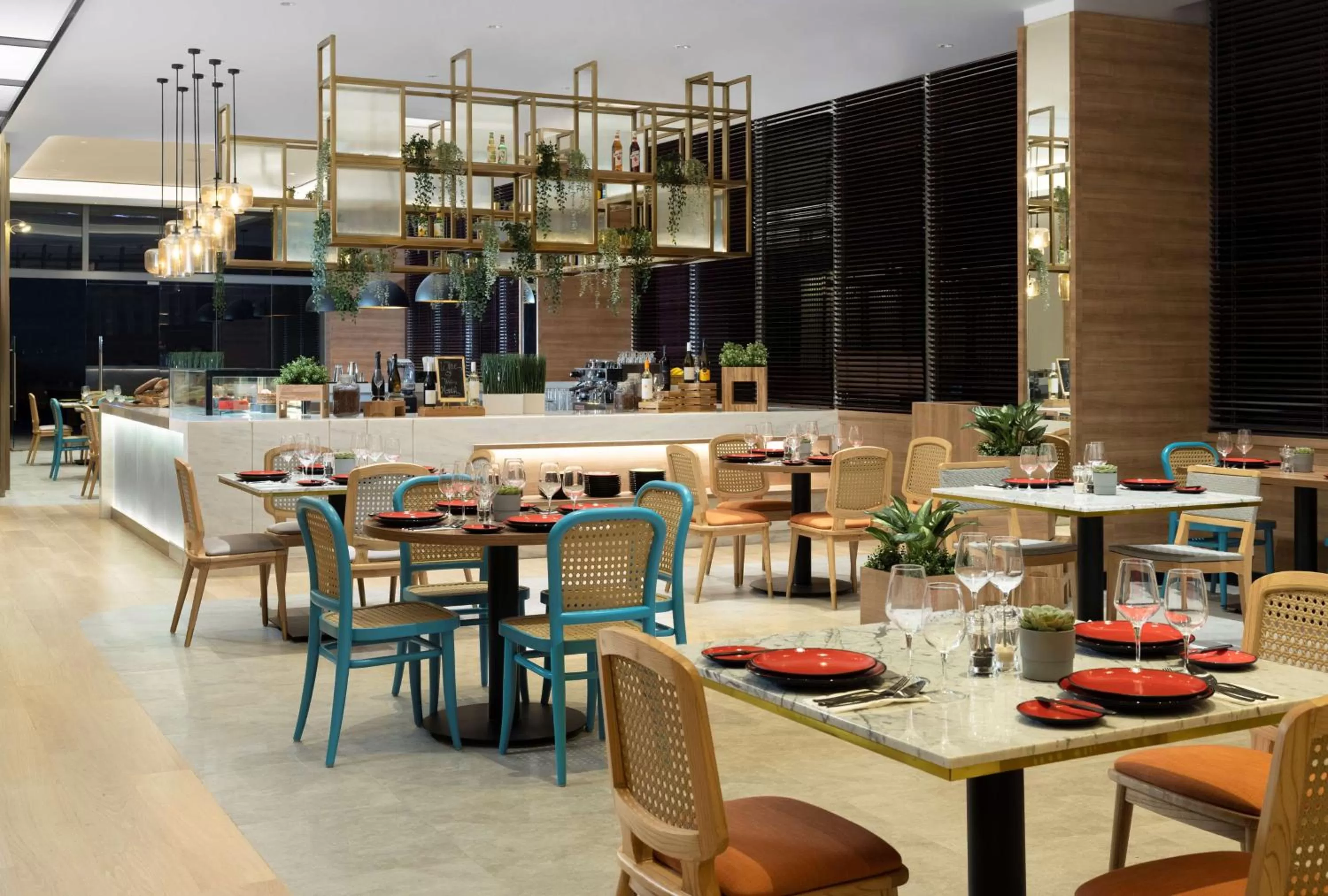 Restaurant/places to eat in Hilton Garden Inn Jakarta Taman Palem
