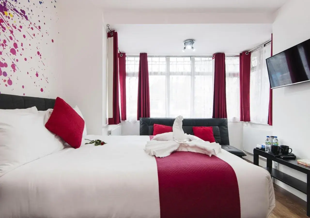 Bed in Wembley Park Hotel Bed in Wembley Park Hotel