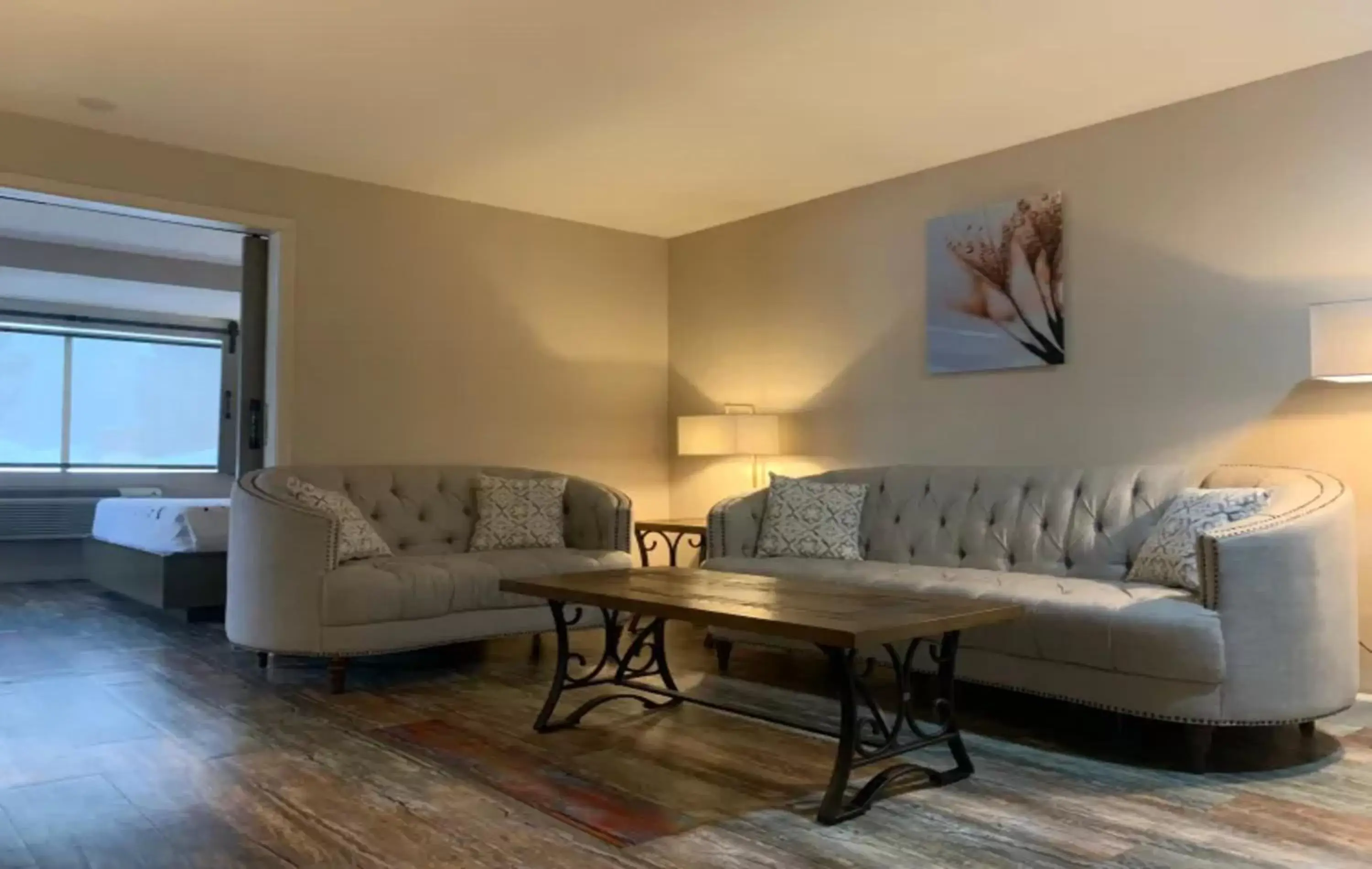 Bedroom, Seating Area in Empeiria High Sierra Hotel