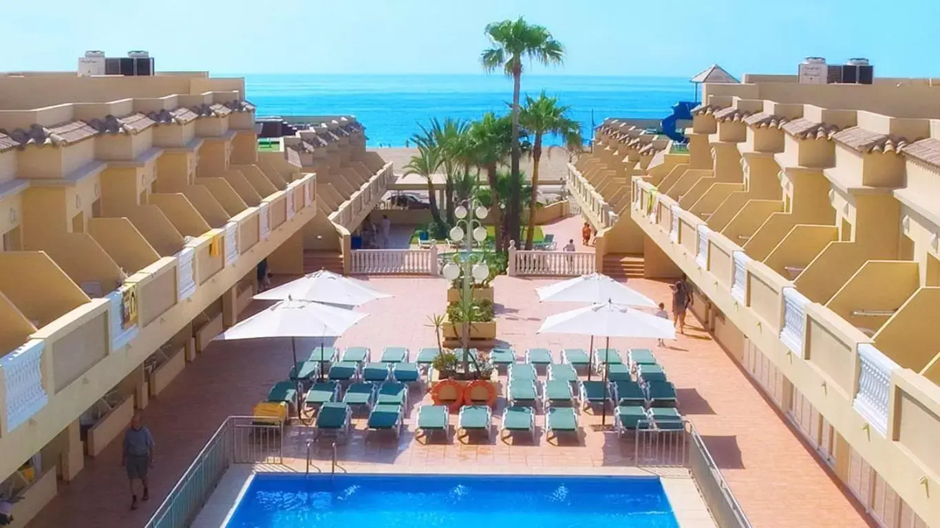 Pool View in Hotel RH Casablanca Suites