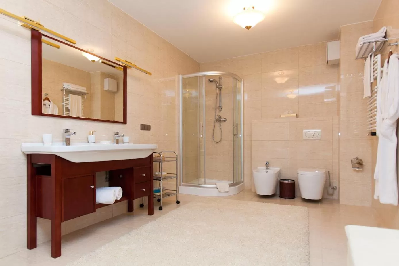 Decorative detail in Hotel Russia