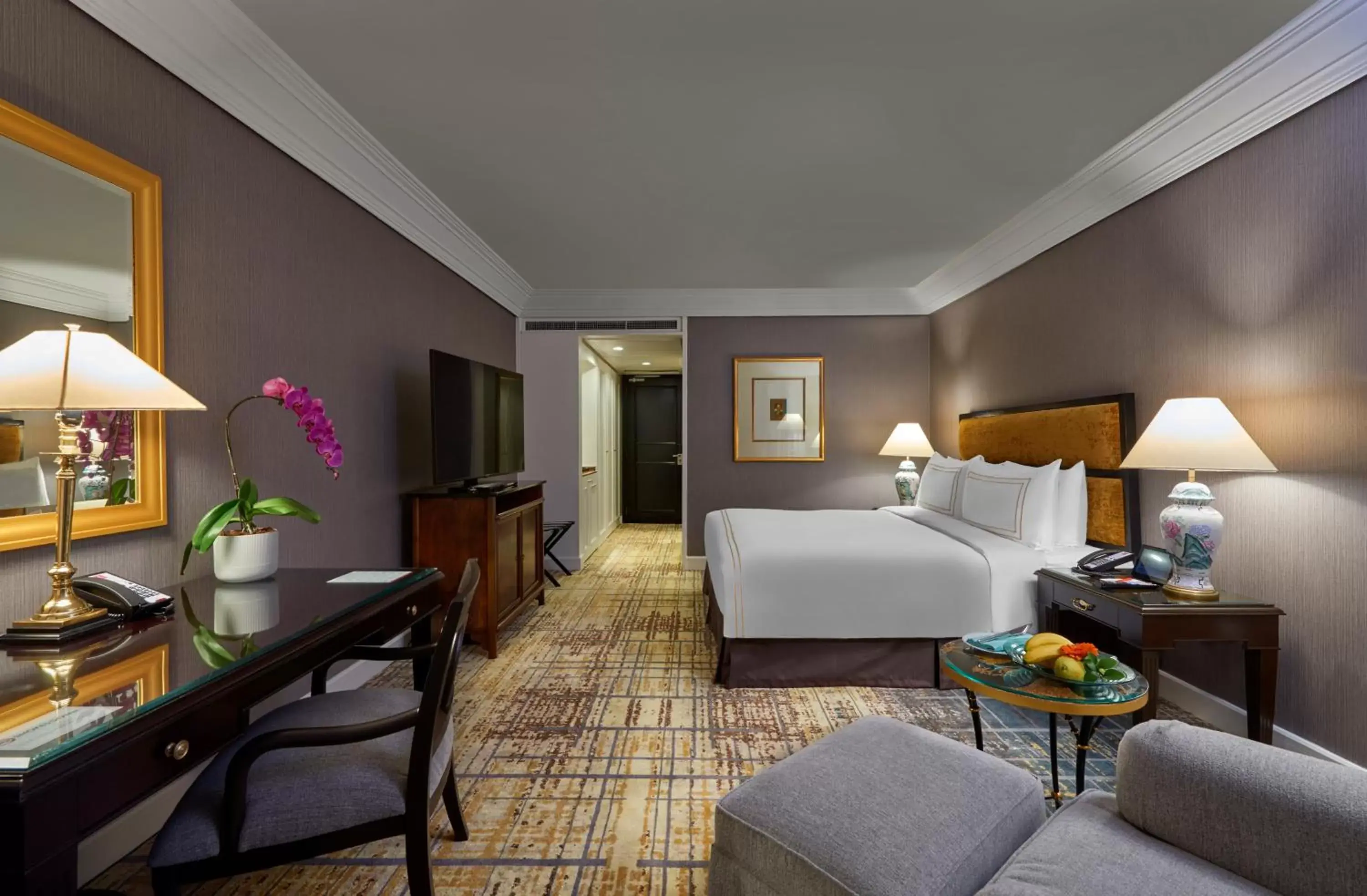 Classic Room with One Queen Bed in Grand Millennium Kuala Lumpur Classic Room with One Queen Bed in Grand Millennium Kuala Lumpur