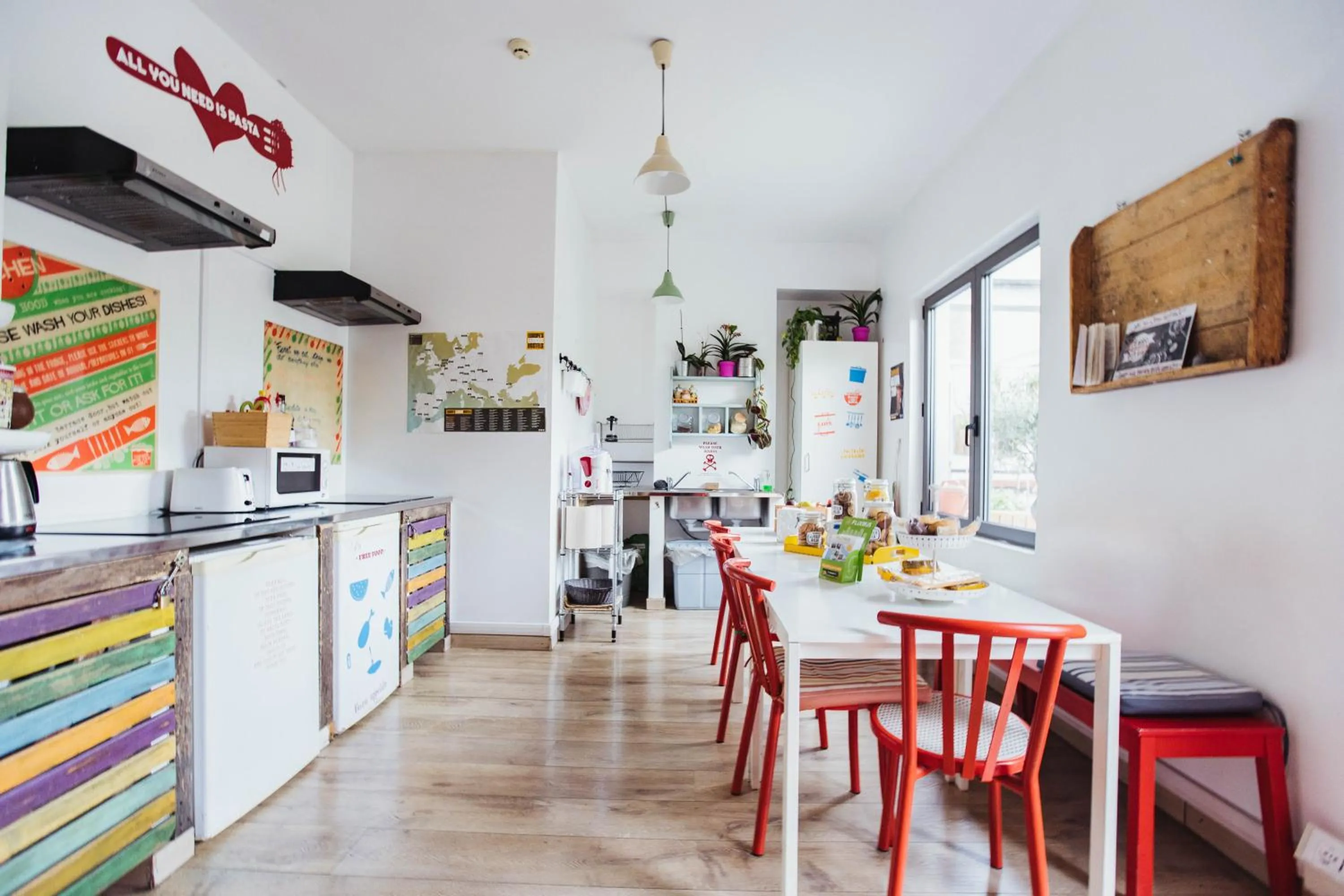 Kitchen or kitchenette in Ostello Bello Milano Duomo