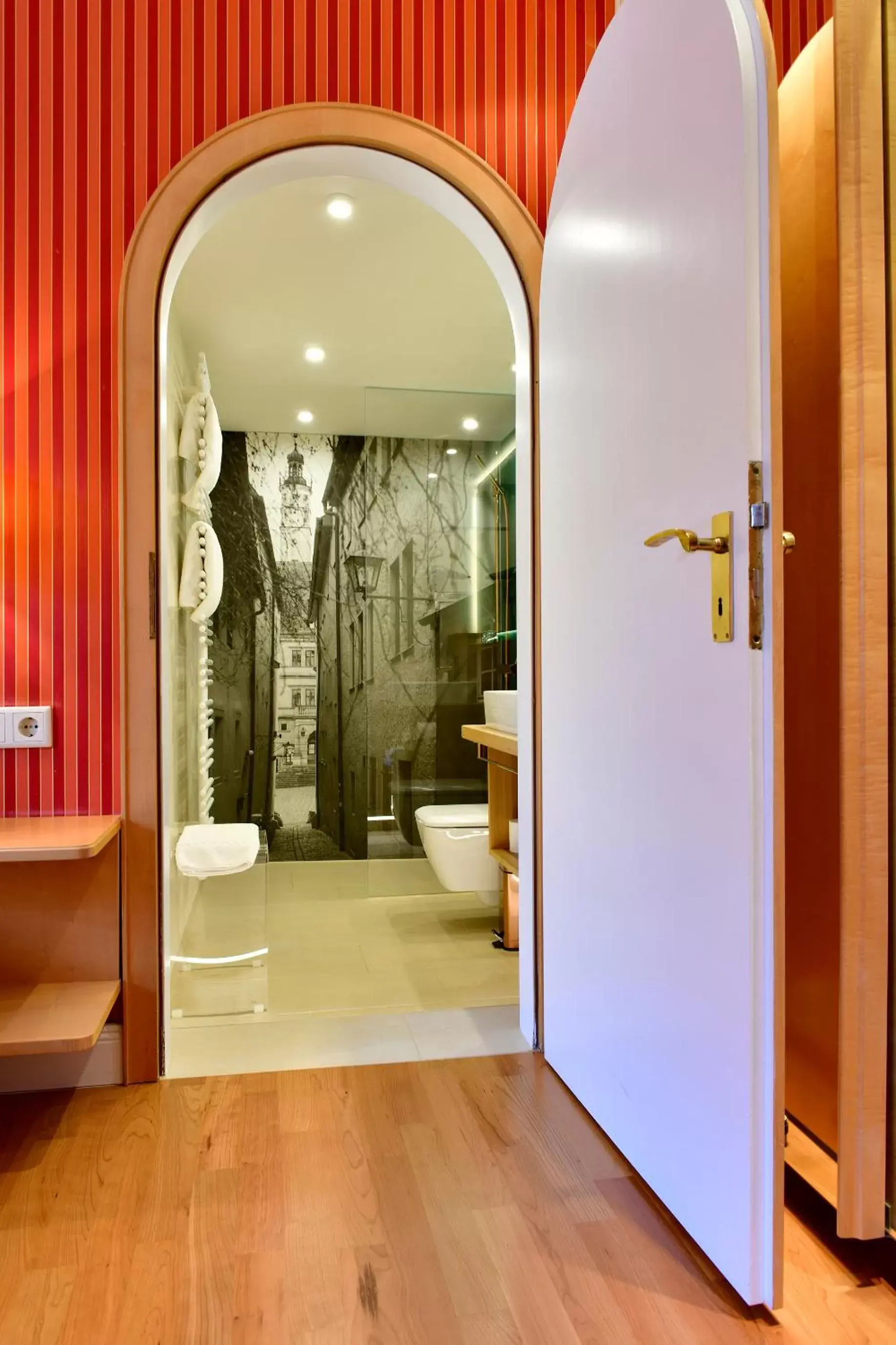 Bathroom in Romantik Hotel Markusturm