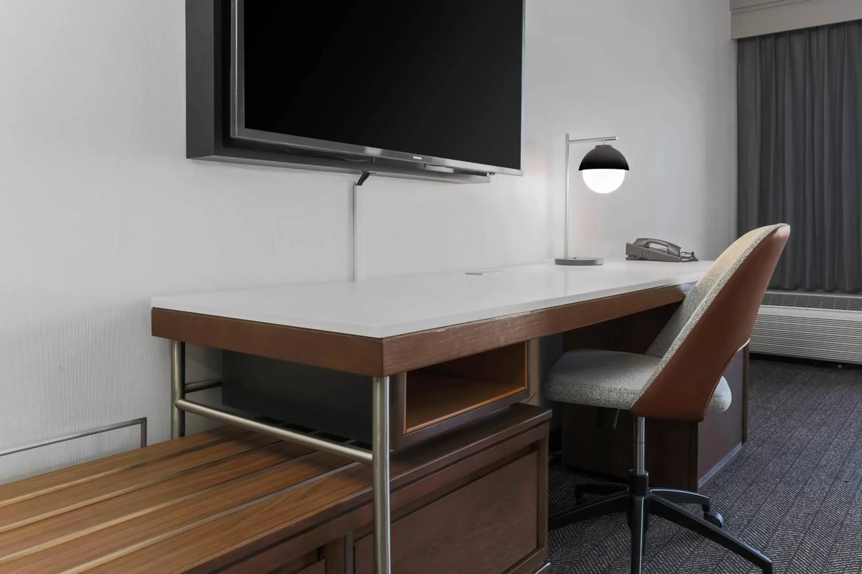 Photo of the whole room, TV/Entertainment Center in Courtyard Tucson Airport