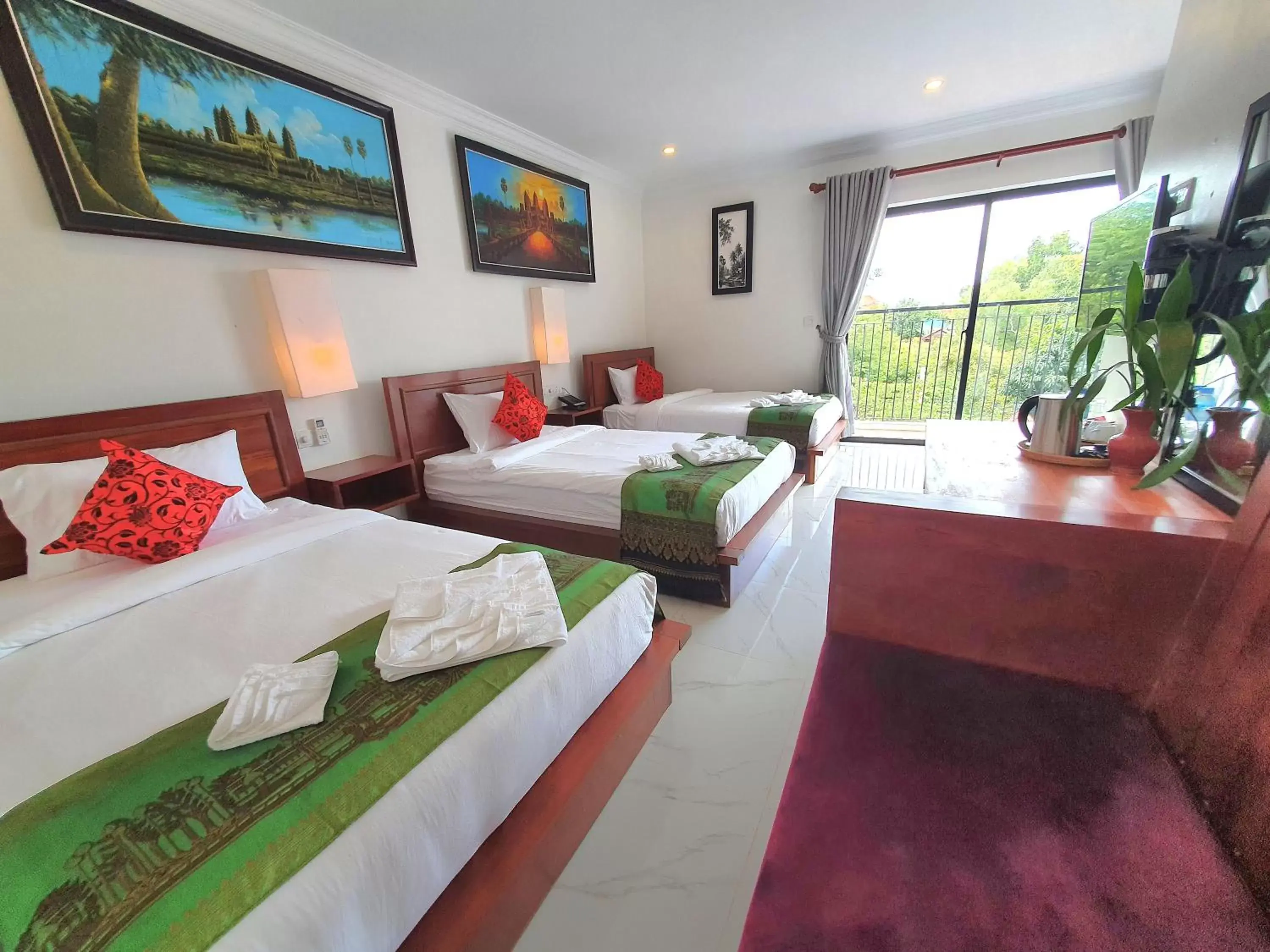 Bed in Long Night Siem Reap Hotel Bed in Long Night Siem Reap Hotel