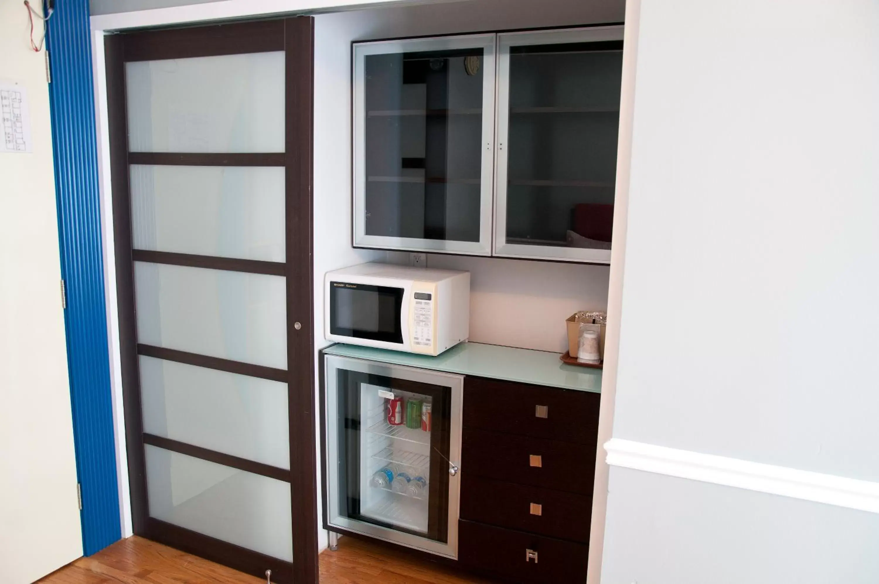 Kitchen or kitchenette in Ponce De Leon Hotel