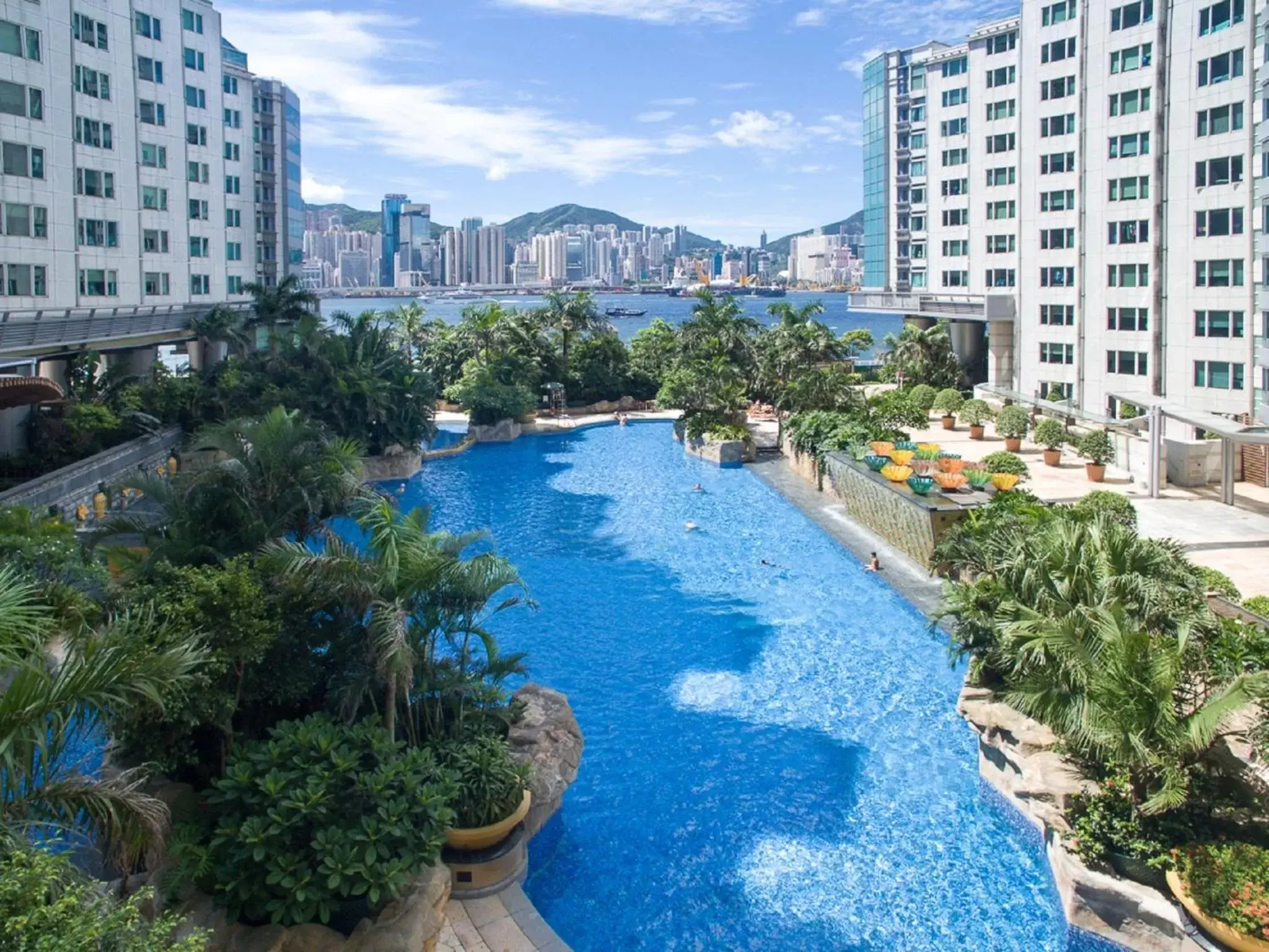 Swimming pool, Pool View in Kowloon Harbourfront Hotel