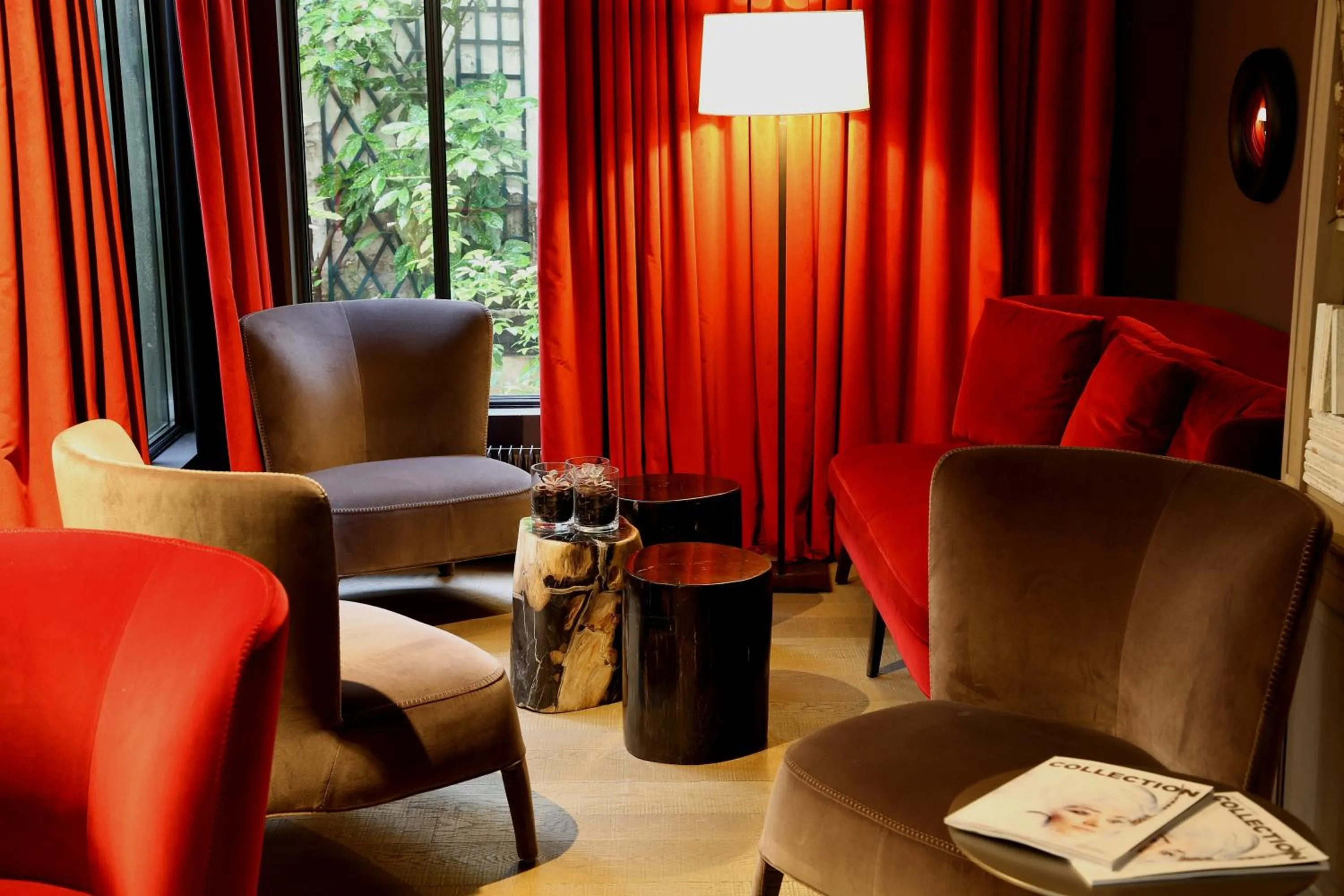 Lounge or bar in Hôtel Molière