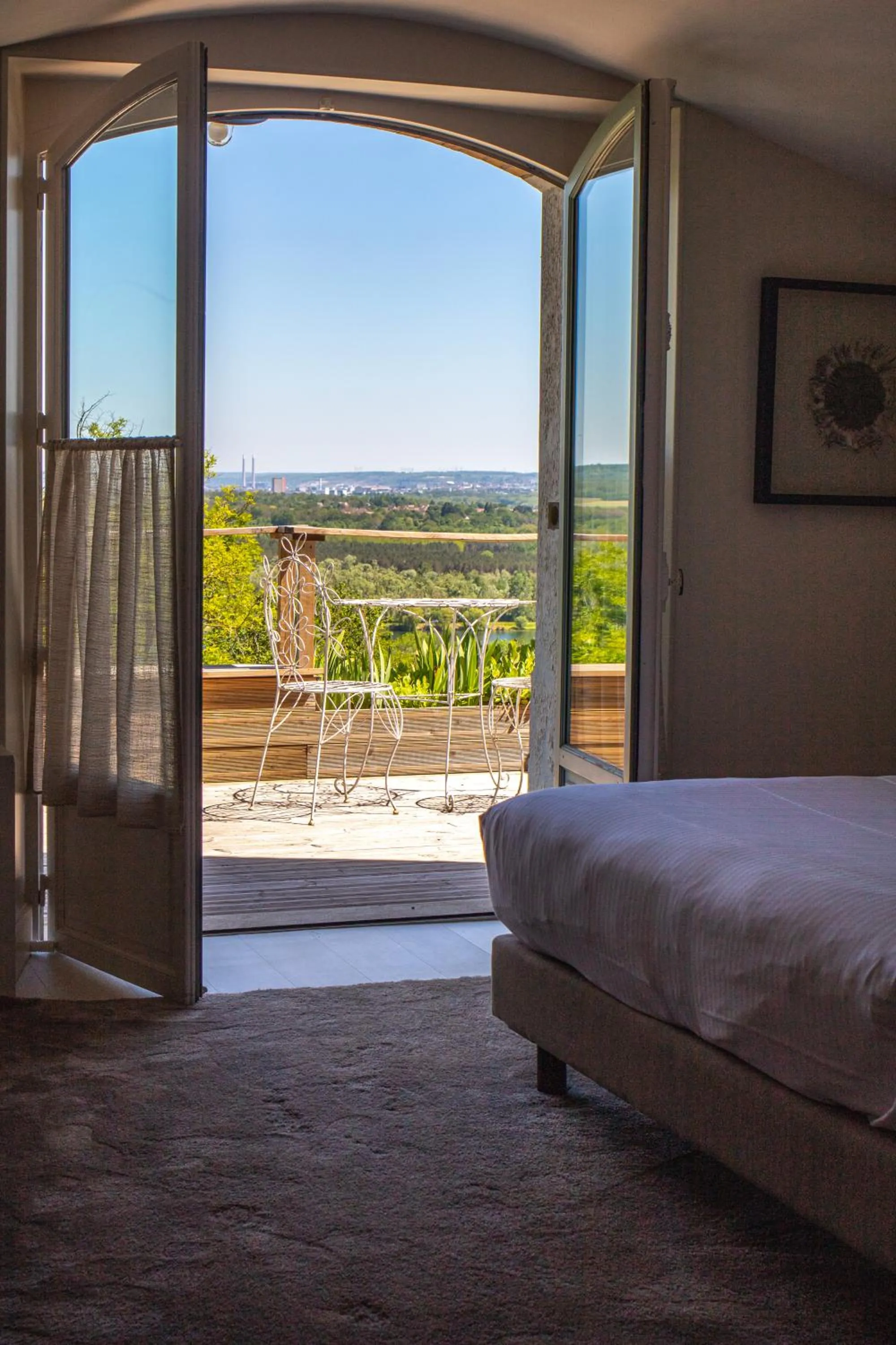 Balcony/Terrace, Bed in Domaine De La Corniche