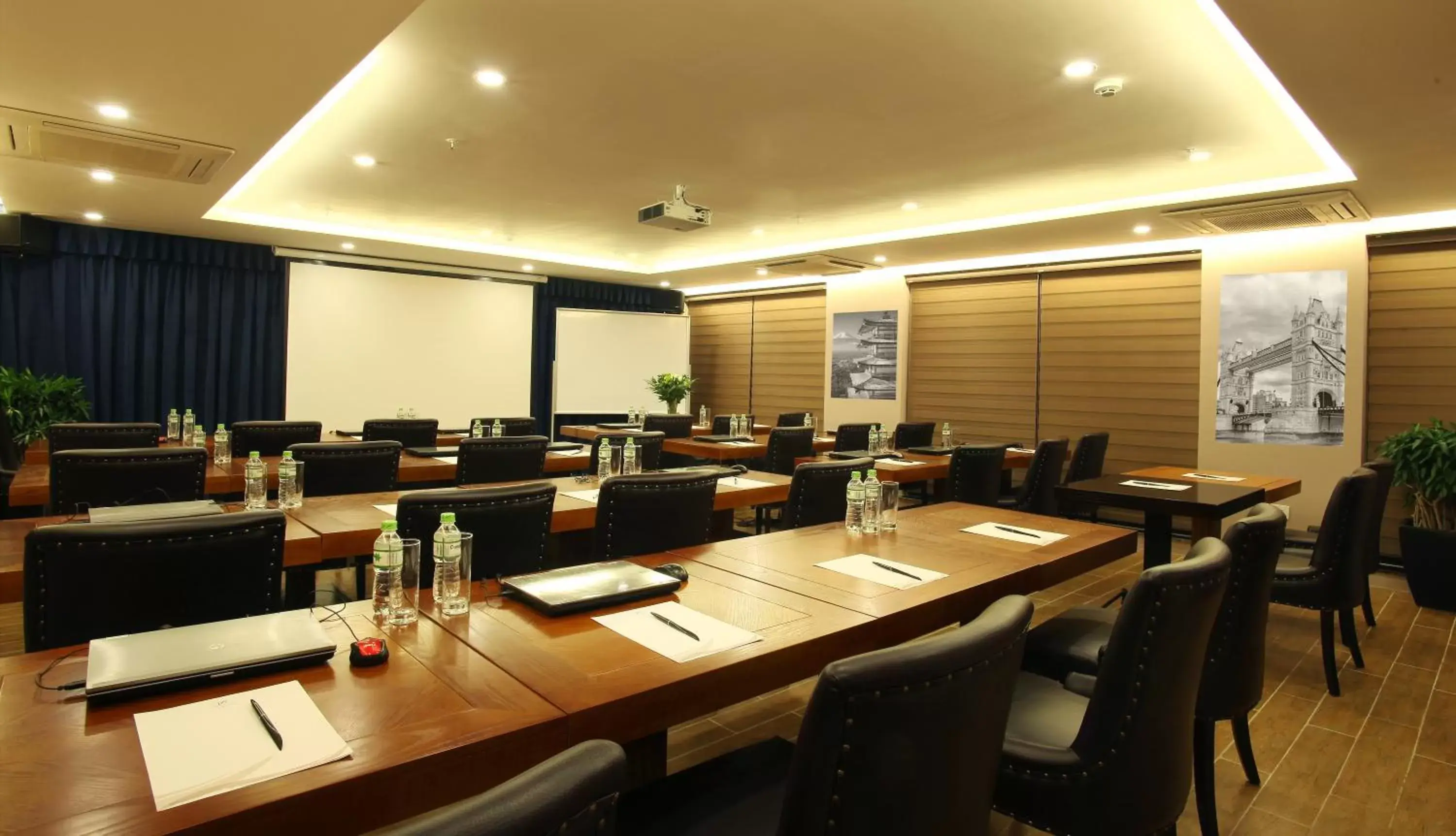 Meeting/conference room in Western Hanoi Hotel