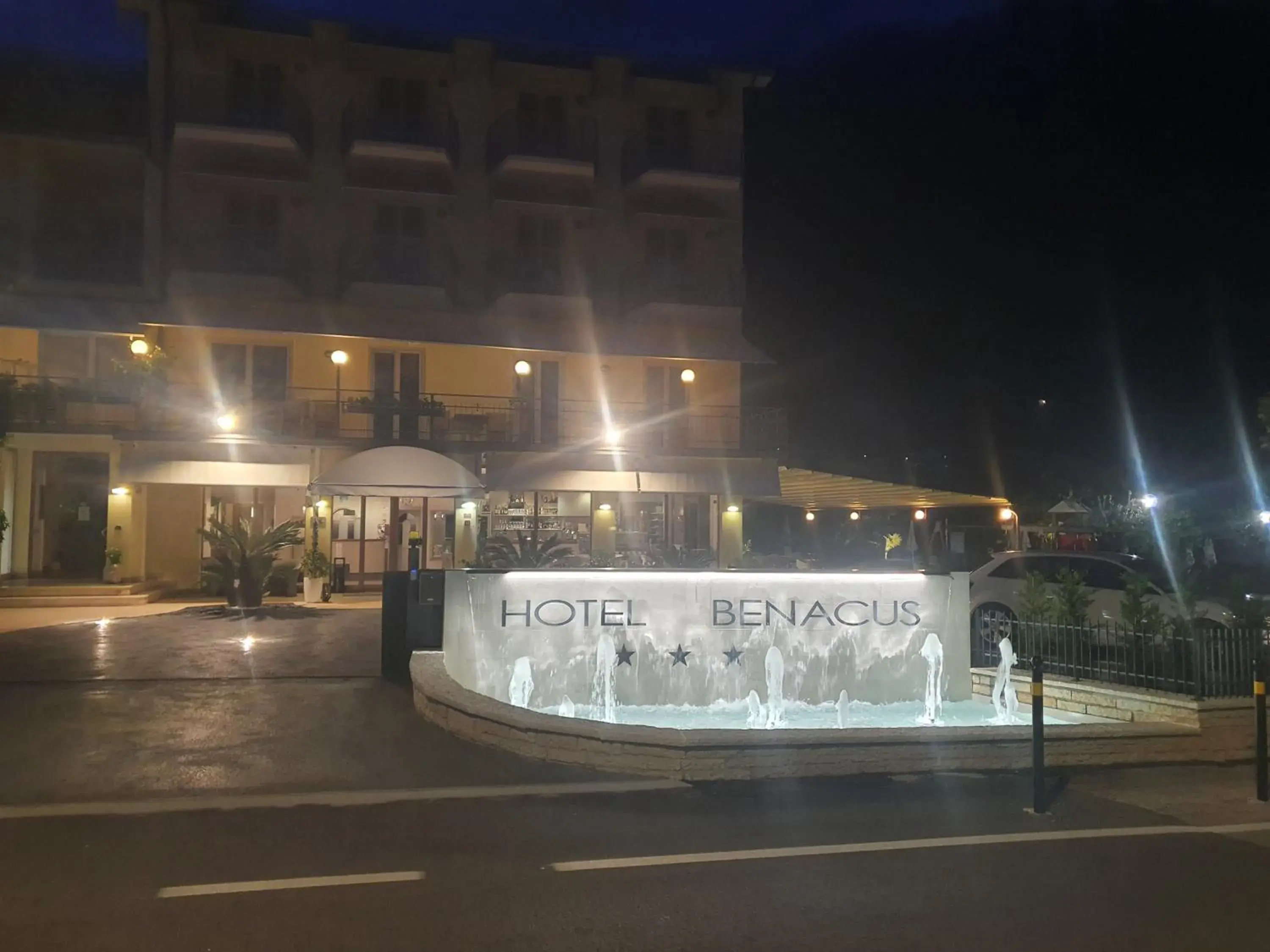 Property building in Hotel Benacus Malcesine