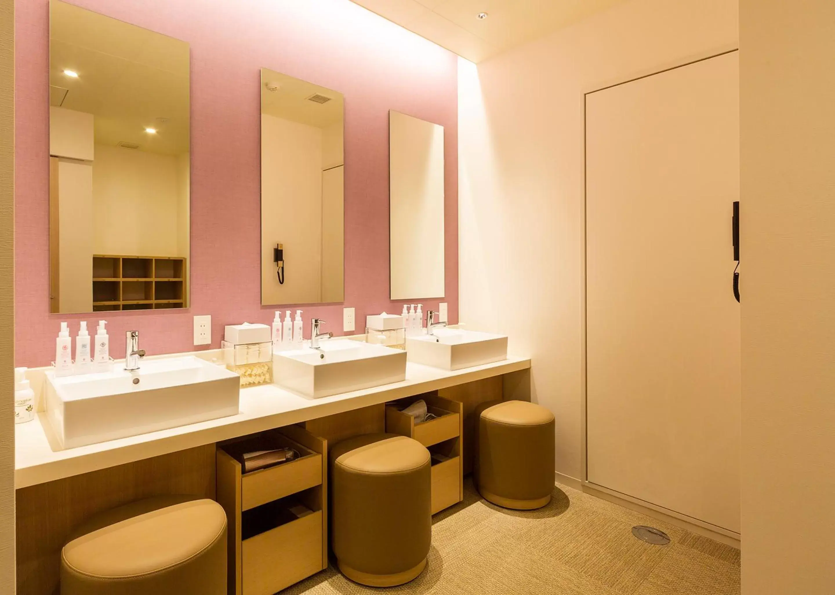 Public Bath, Bathroom in Hotel Intergate Kanazawa