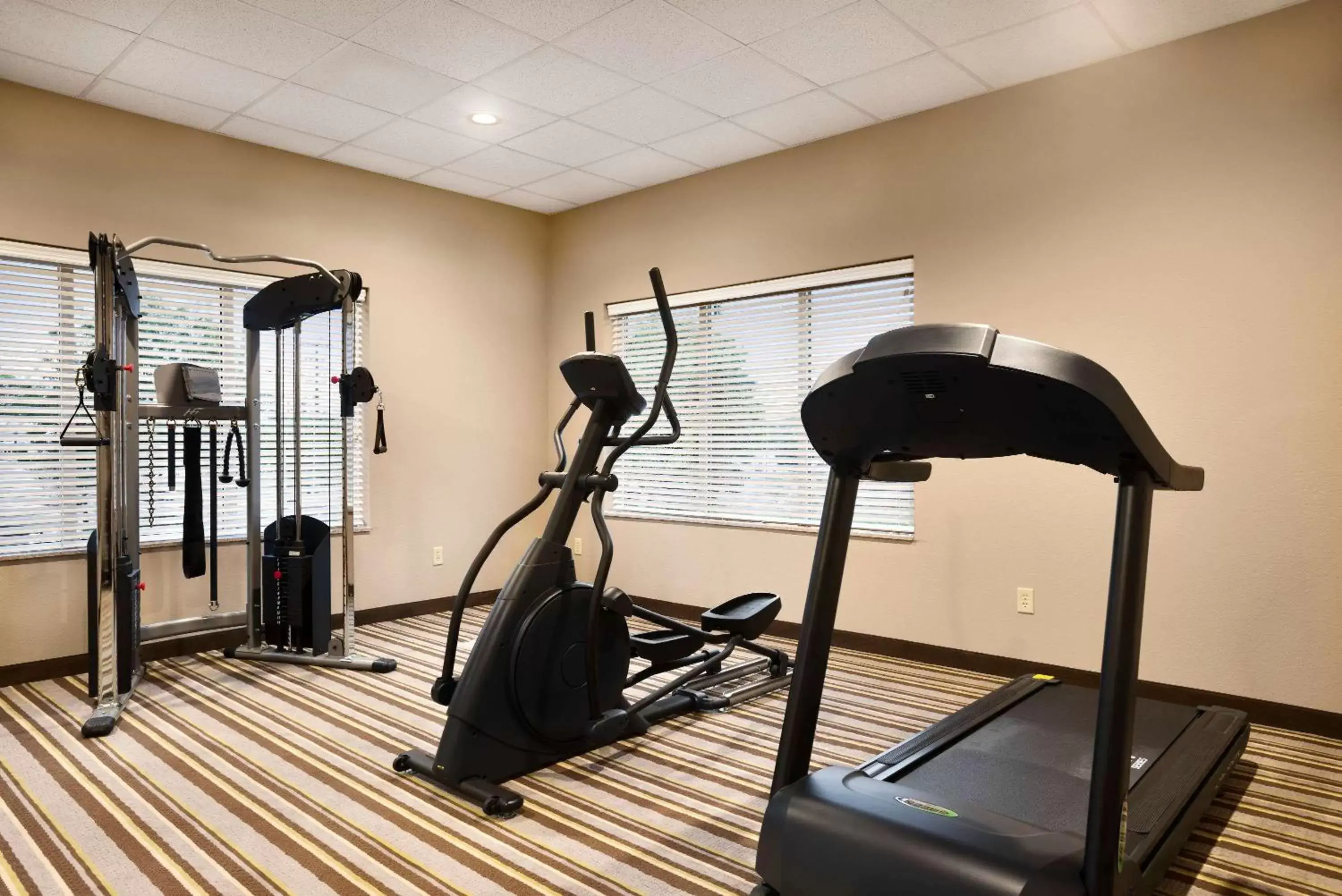 Fitness centre/facilities, Fitness Center/Facilities in Super 8 by Wyndham Hershey