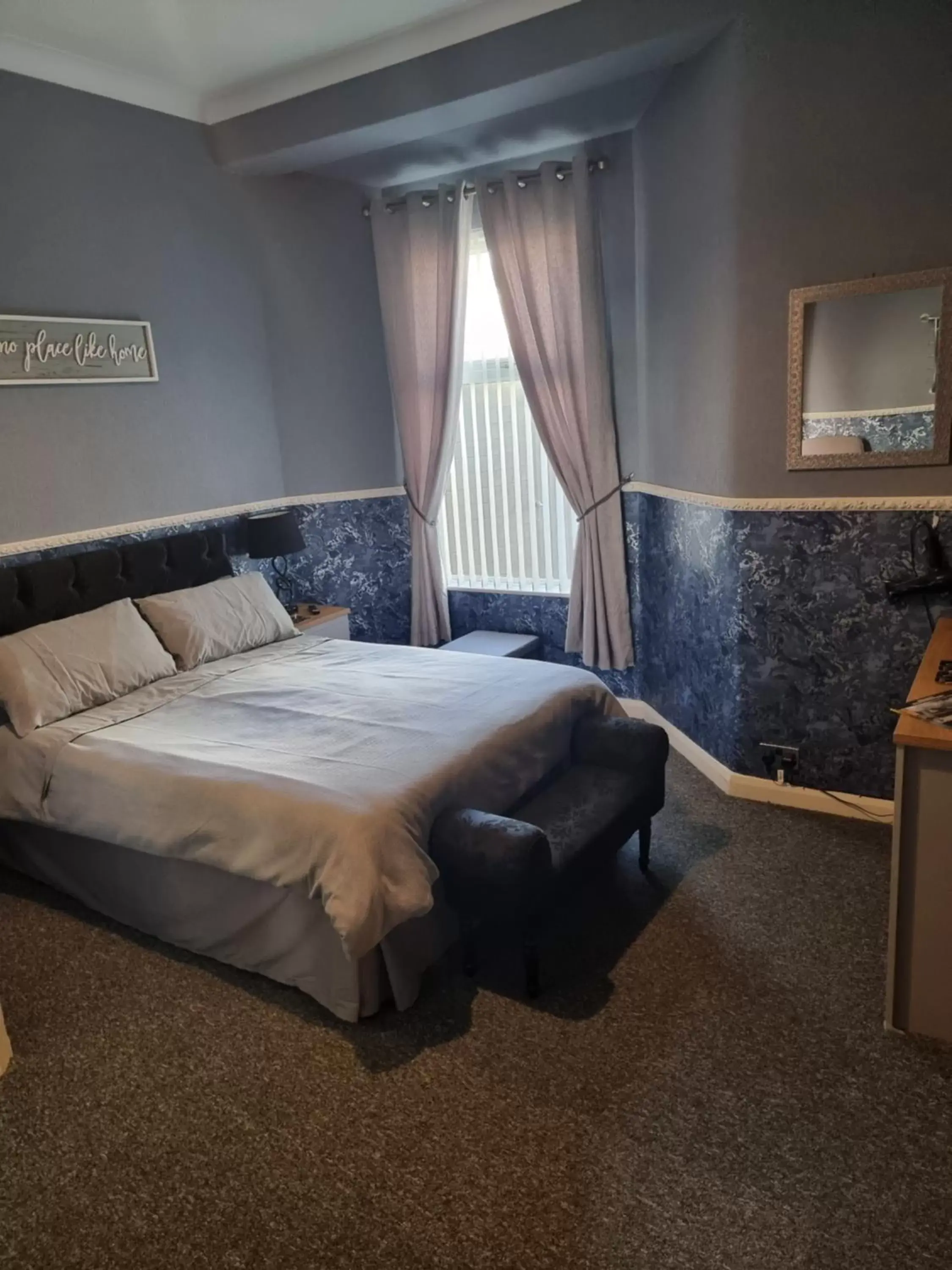 Bed in Thornhill Blackpool