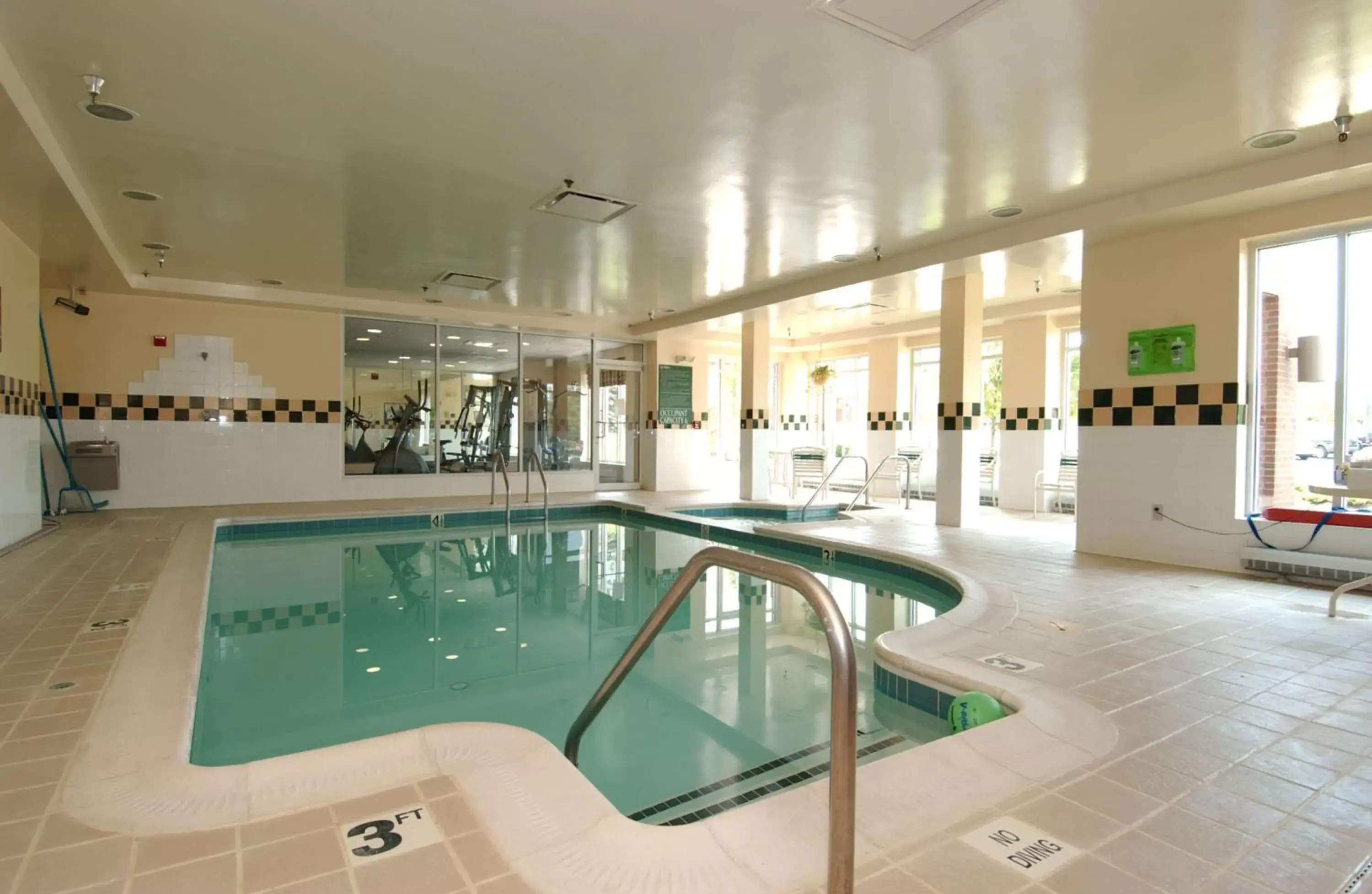 Pool view, Swimming Pool in Hilton Garden Inn White Marsh