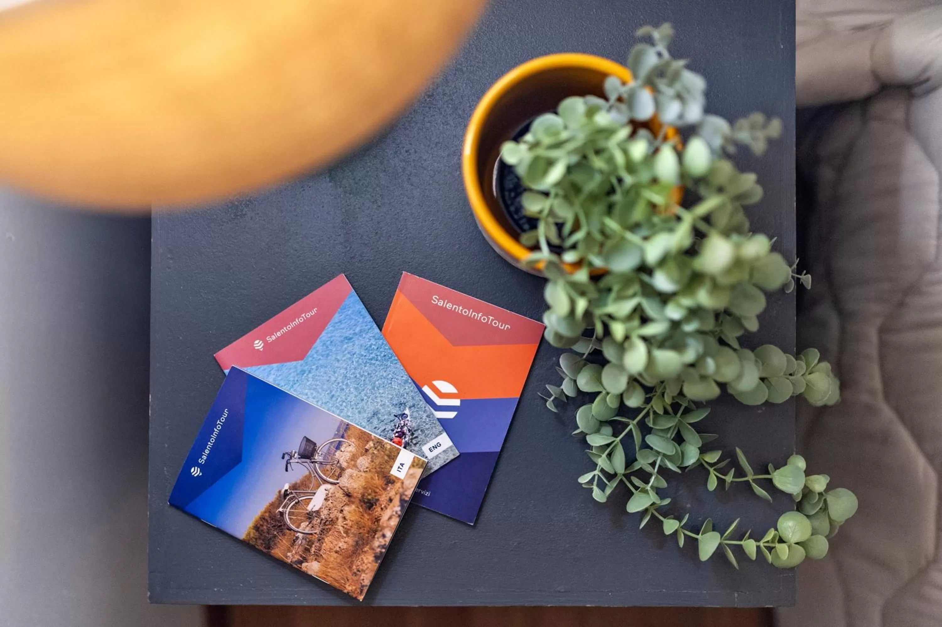 Property logo or sign in Yellow Loft - Old Town Apartment SIT