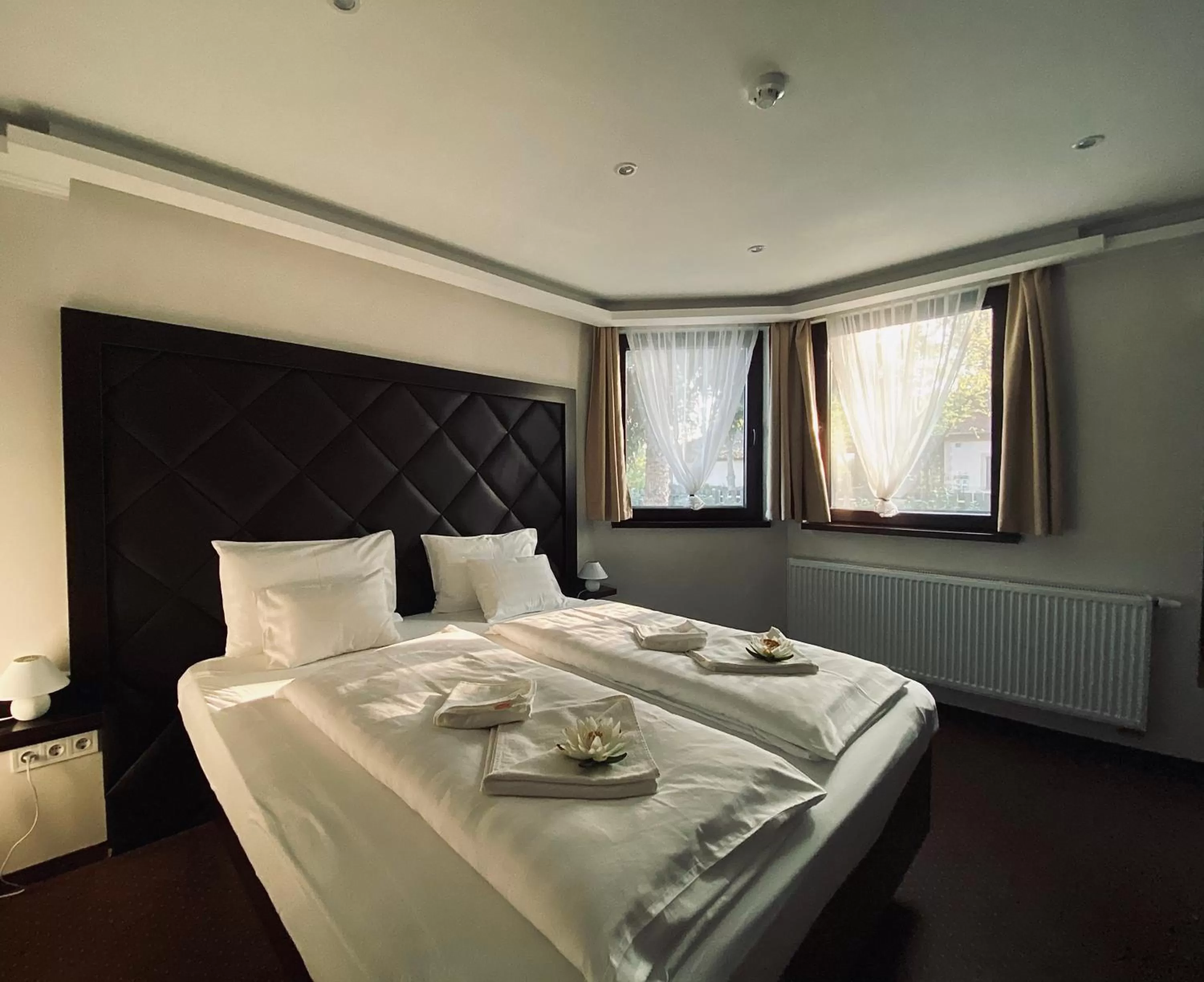 Bedroom in Hotel Lotus