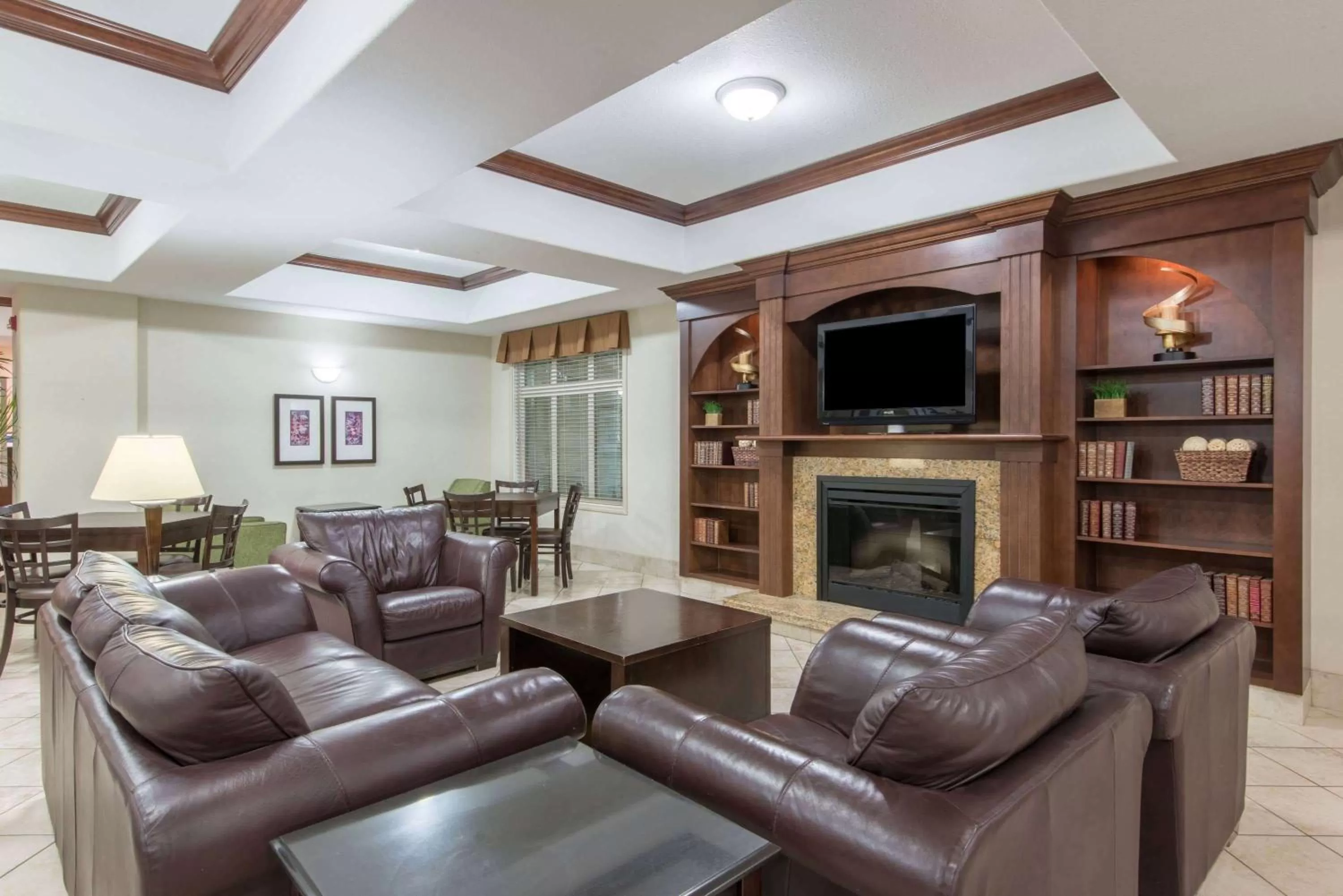 Lobby or reception in Ramada by Wyndham Wainwright