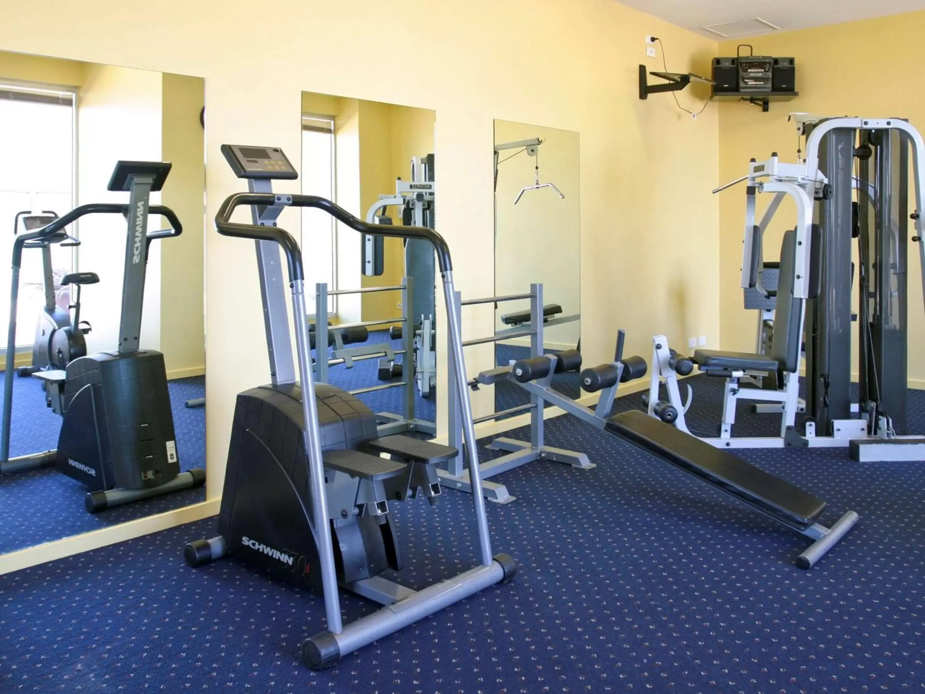 Property building, Fitness Center/Facilities in YEHS Hotel Melbourne CBD
